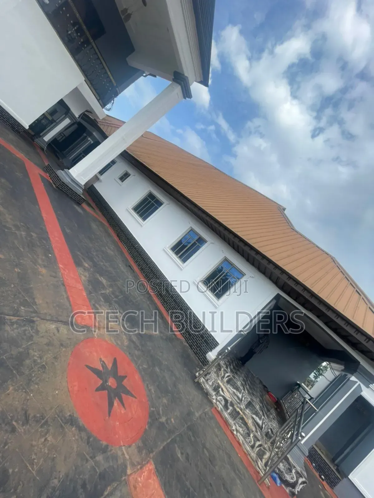 3bdrm Block of Flats in Benin City for rent