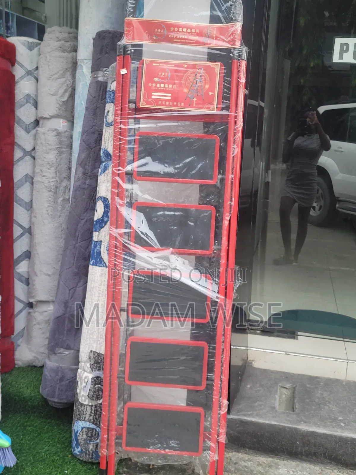 Luxury Ladders.