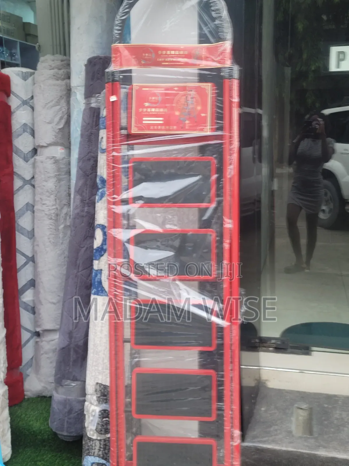 Luxury Ladders.