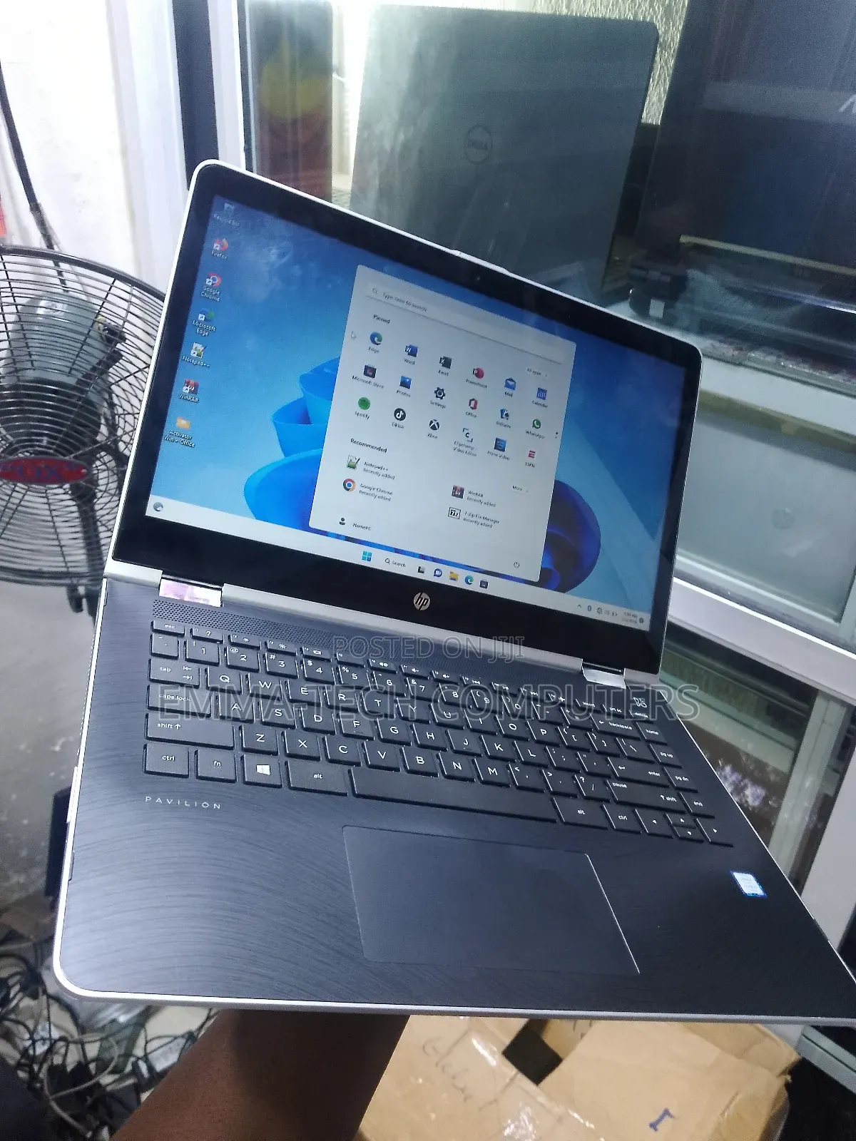 Laptop HP Pavilion 14 x360 2-in-1 8GB Intel Core i3 SSD 256GB