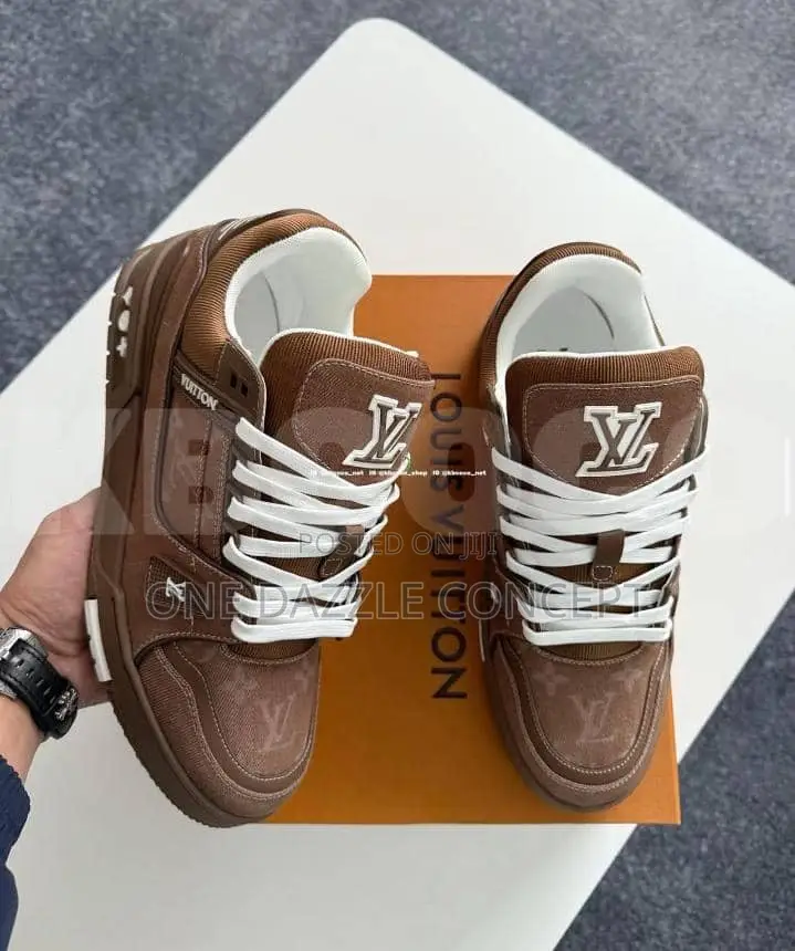 Louis Vuitton Cocky Brown