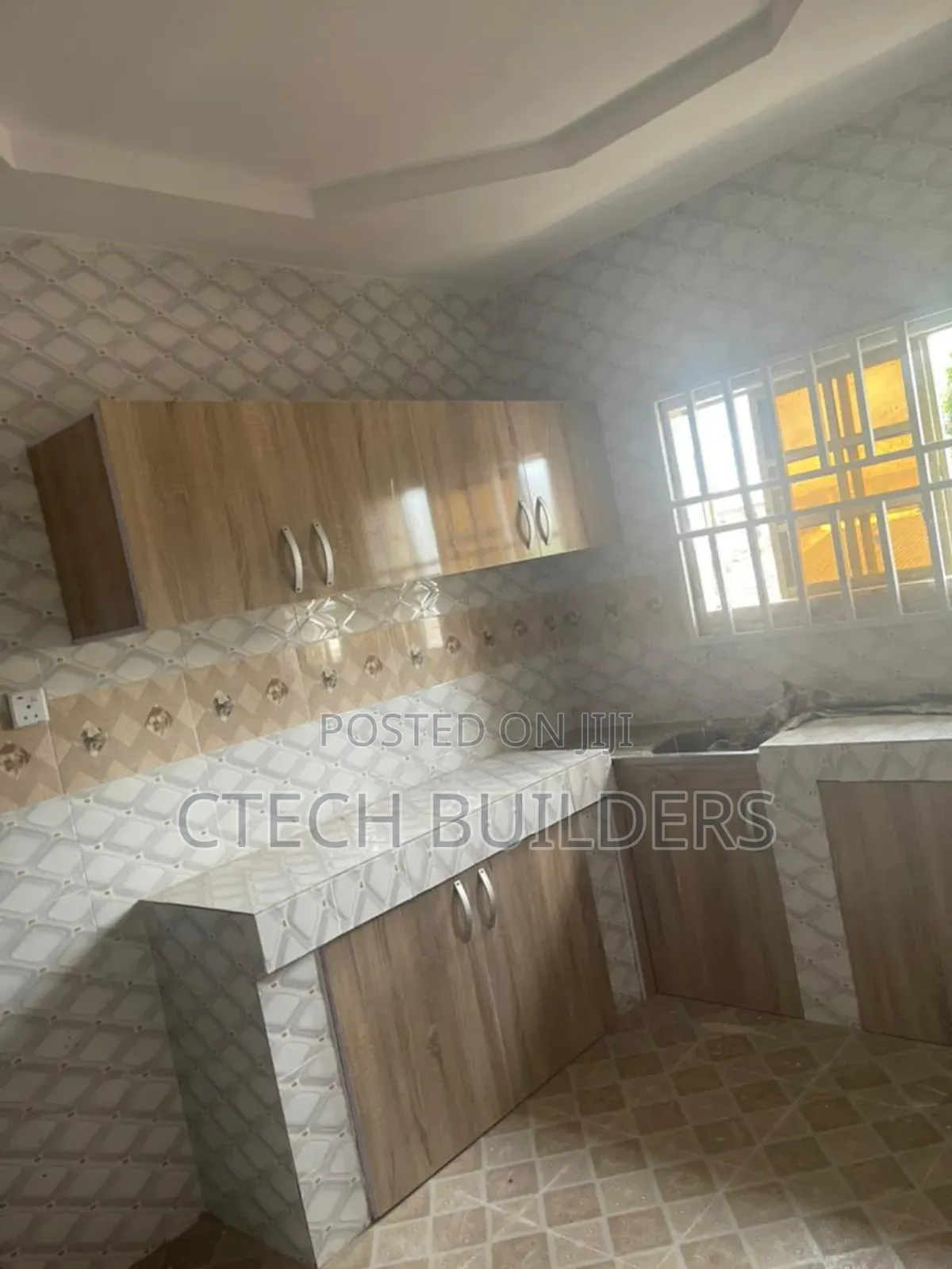 3bdrm Block of Flats in Benin City for rent