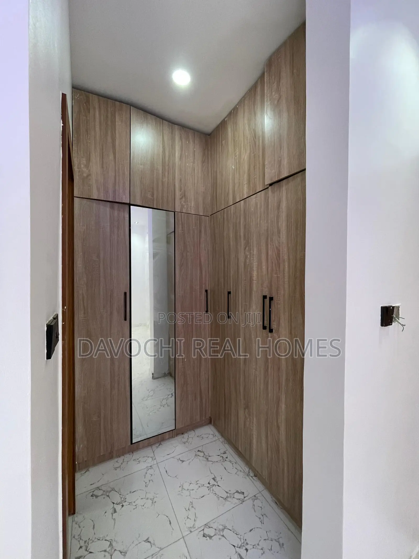 4bdrm Duplex in Orchid Road, Lekki Phase 2 for rent
