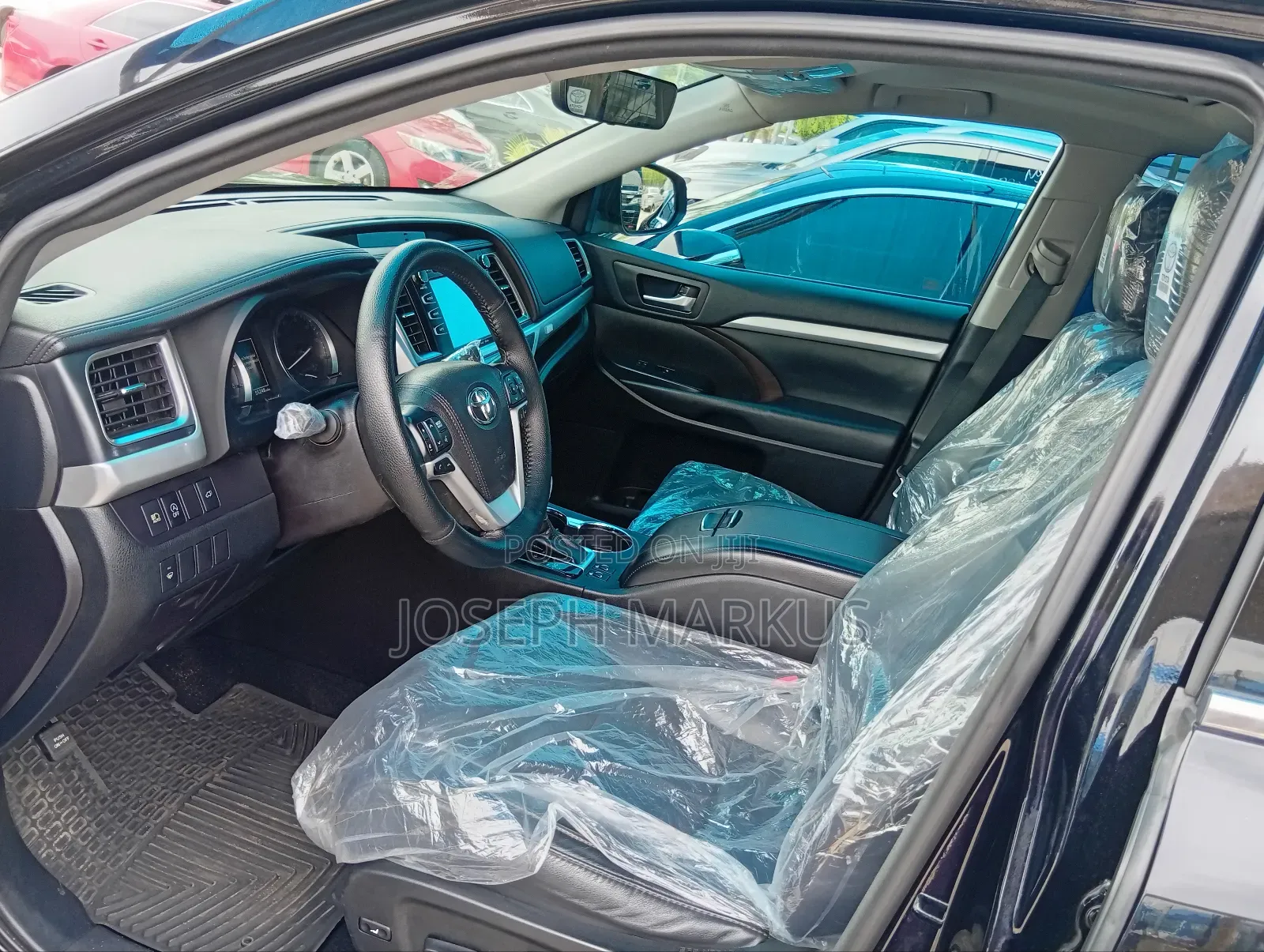 Toyota Highlander XLE 4x4 V6 (3.5L 6cyl 8A) 2018 Black