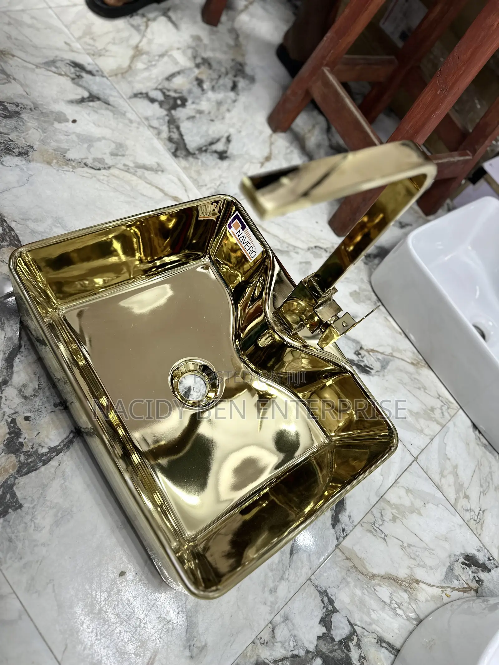 Gold Countertop Basin With Gold Mixer