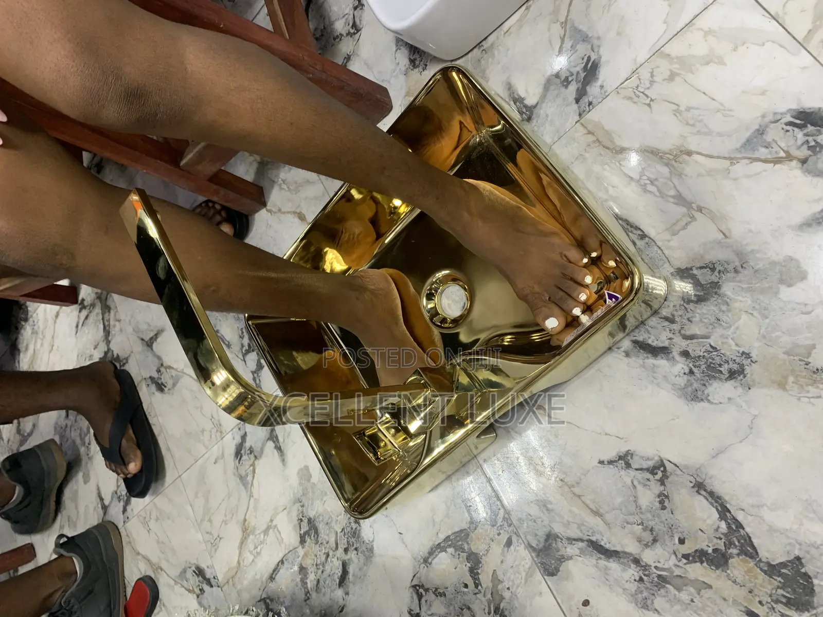 Ceramic Pedicure Basin Gold