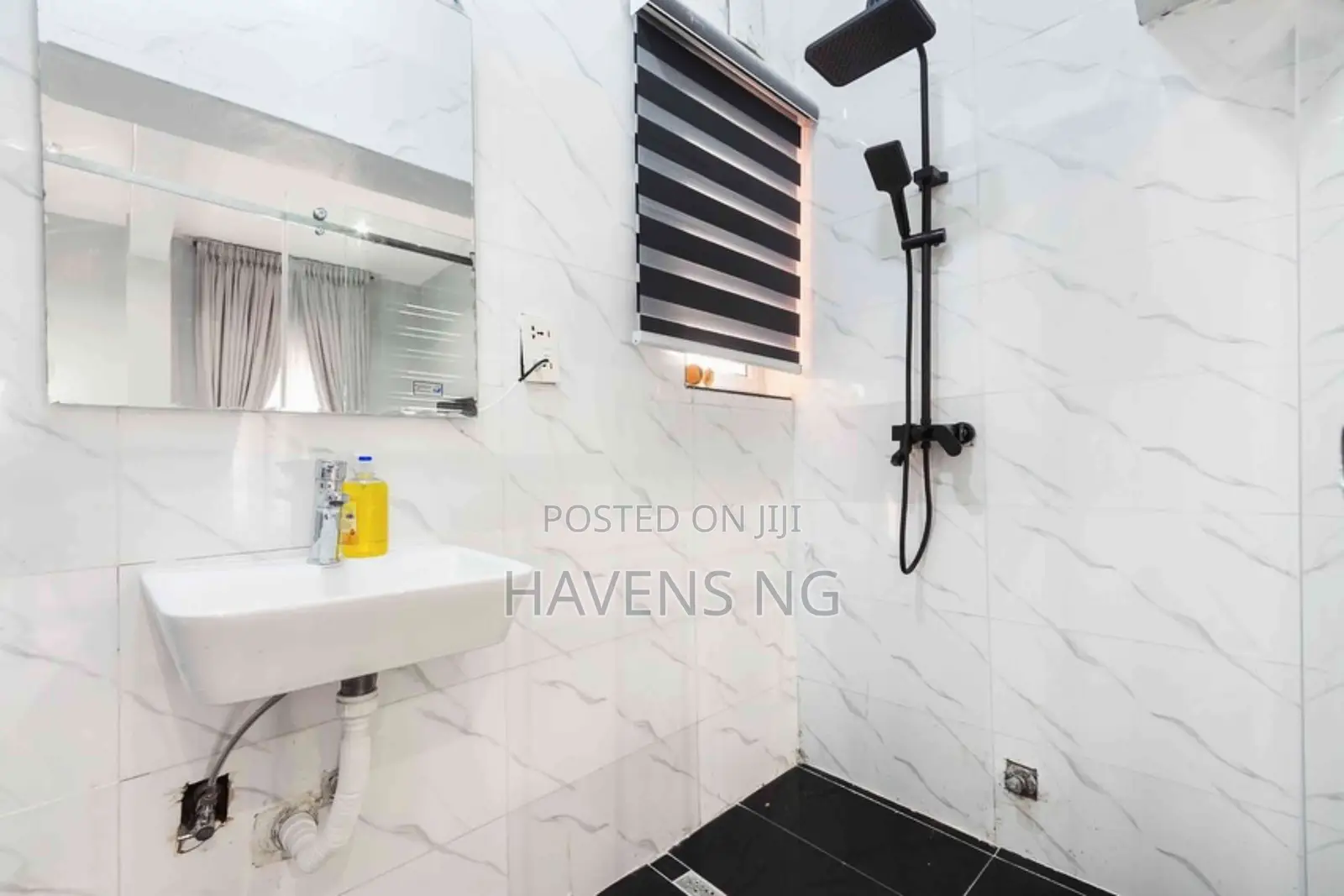 Beautiful 2-Bedroom “Gray” Apartment in a Serene Environment
