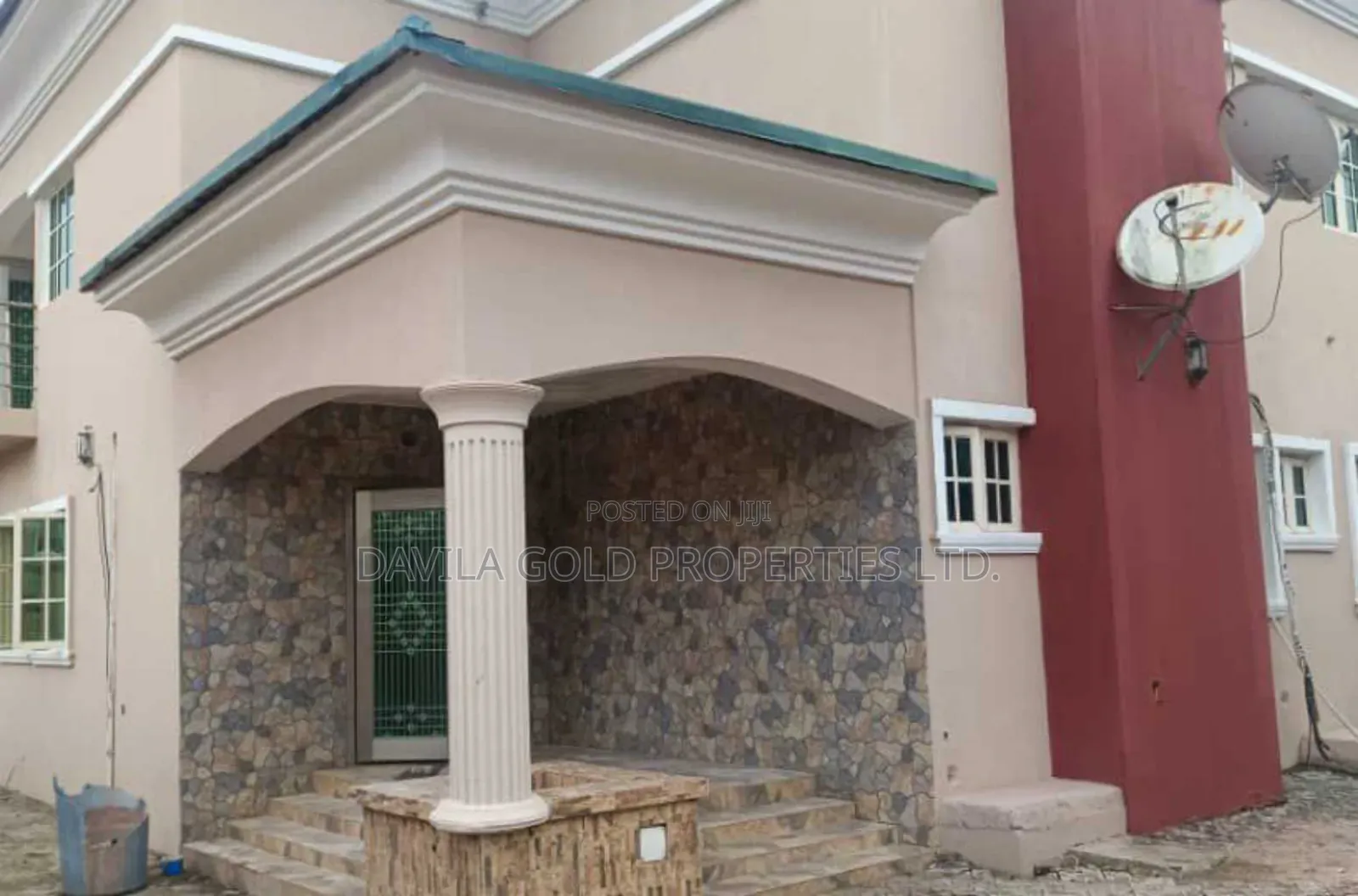 7bdrm Duplex in Benin City for sale
