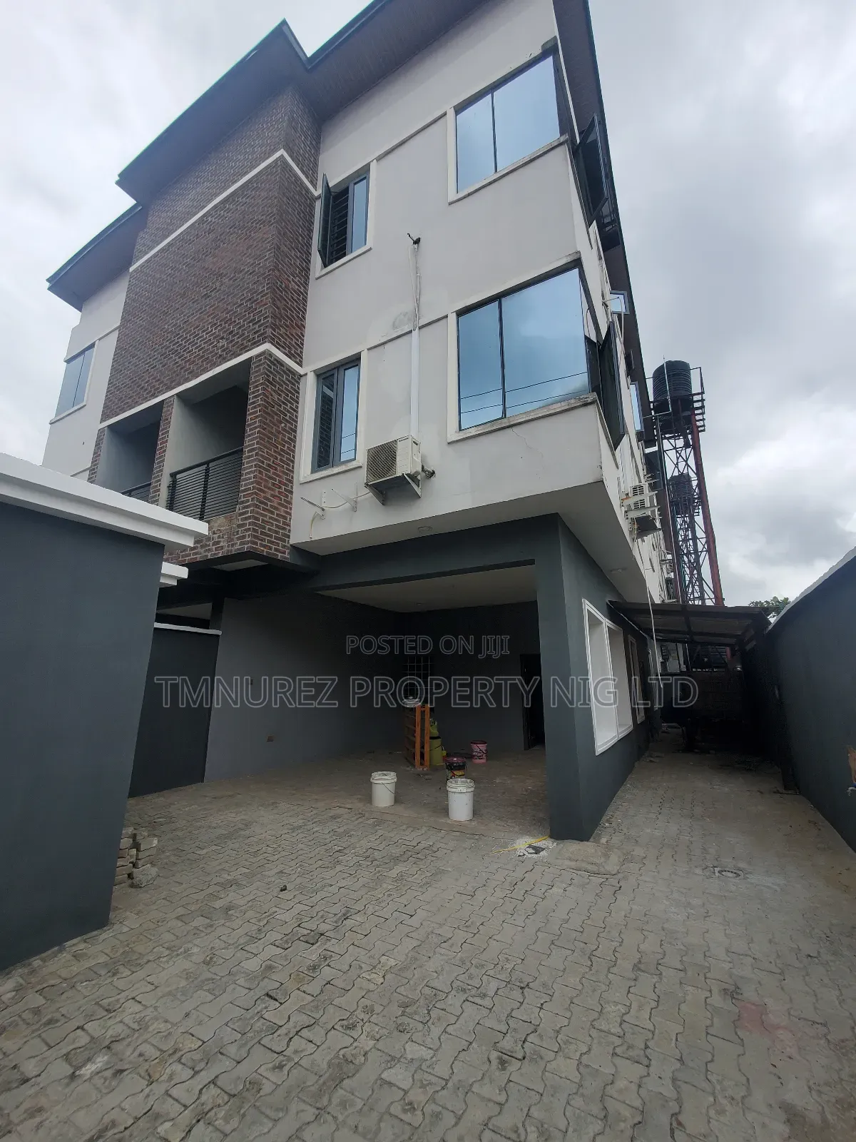 4bdrm Duplex in Osapalondon for rent