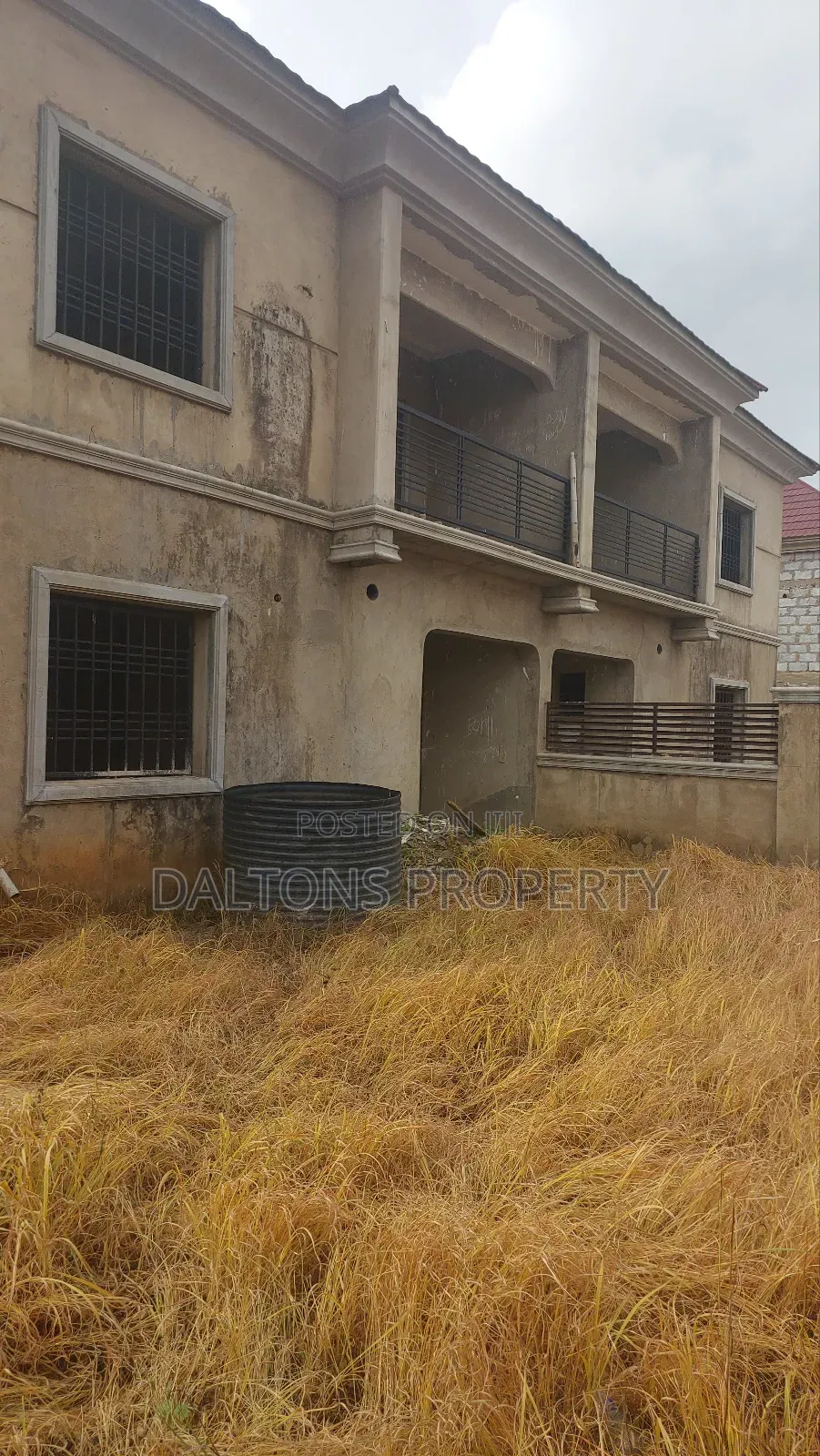 4bdrm Duplex in Royal Field, Lugbe District for sale