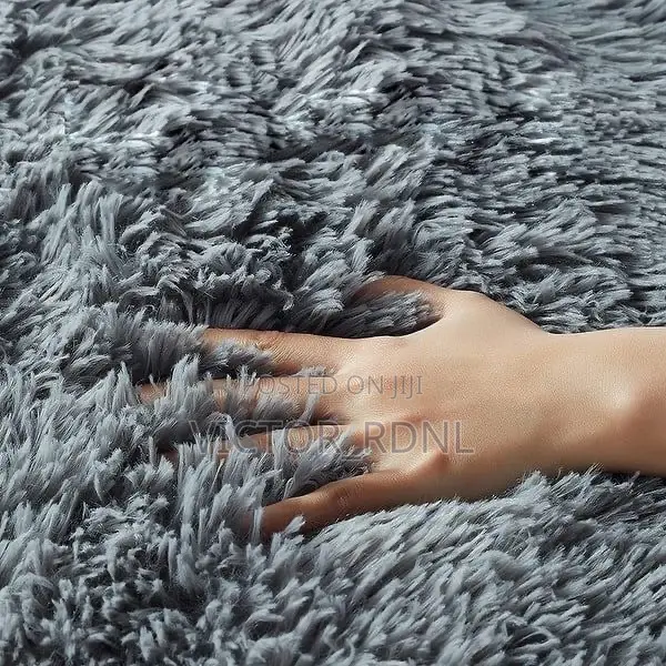 Hairy Fur Center Rug