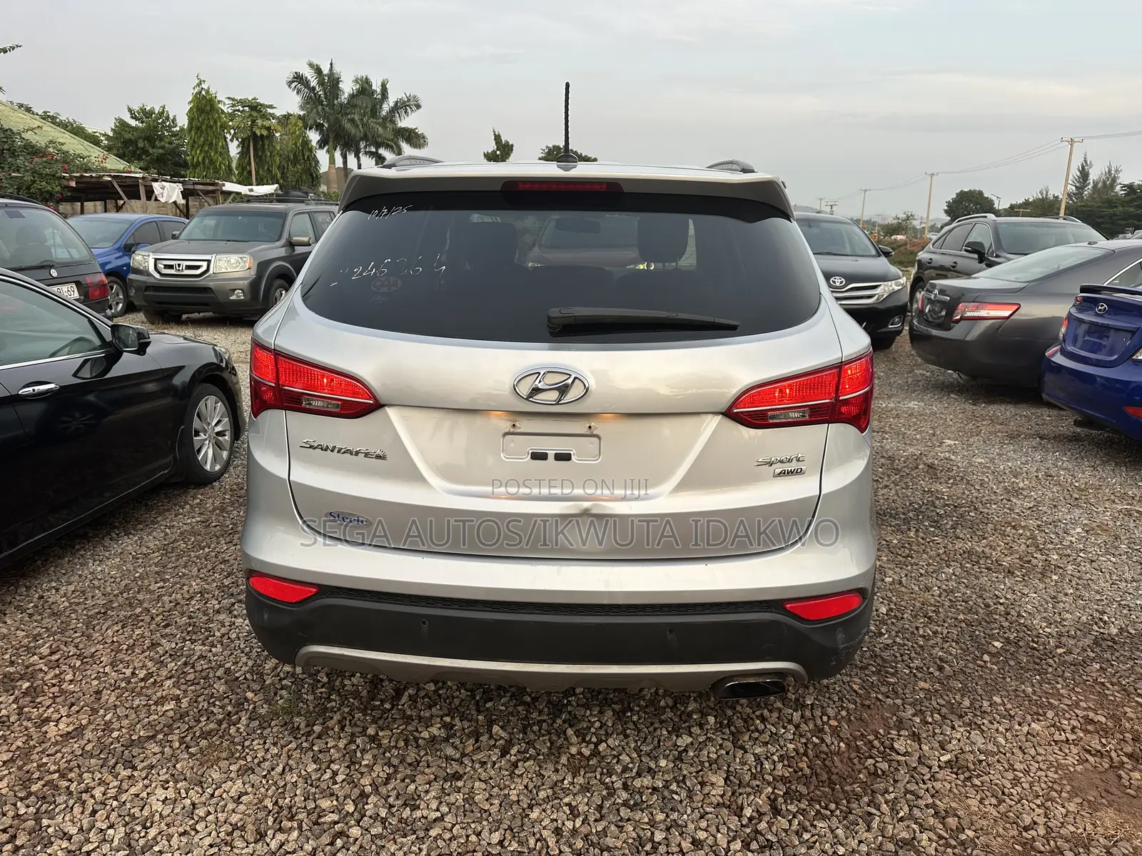 Hyundai Santa Fe GLS 4dr SUV AWD (3.3L 6cyl 6A) 2015 Silver