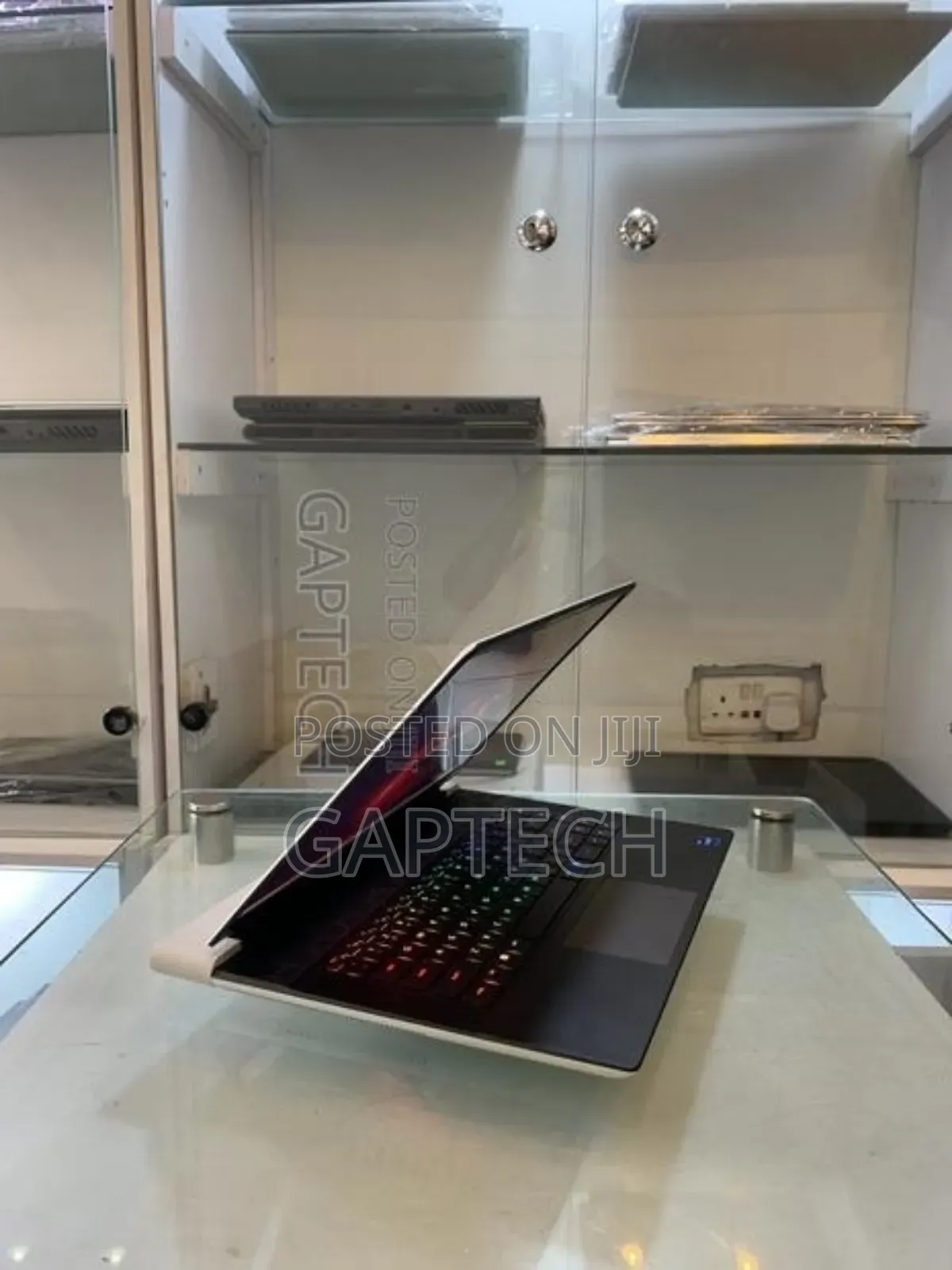 Laptop Dell Alienware x16 16GB Intel Core i7 SSD 1T
