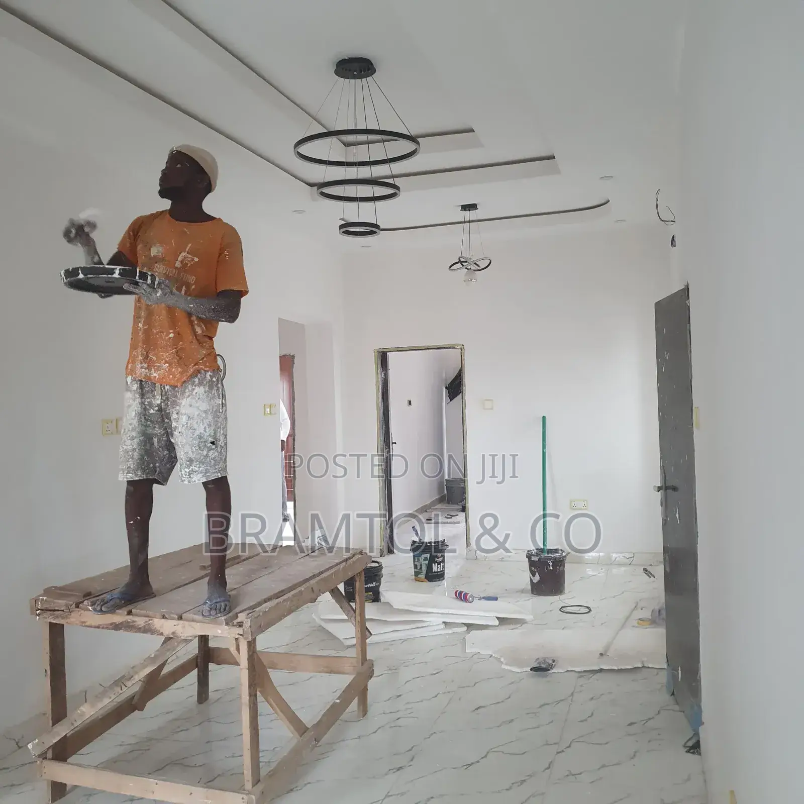 3bdrm Block of Flats in Sabon Lugbe for rent