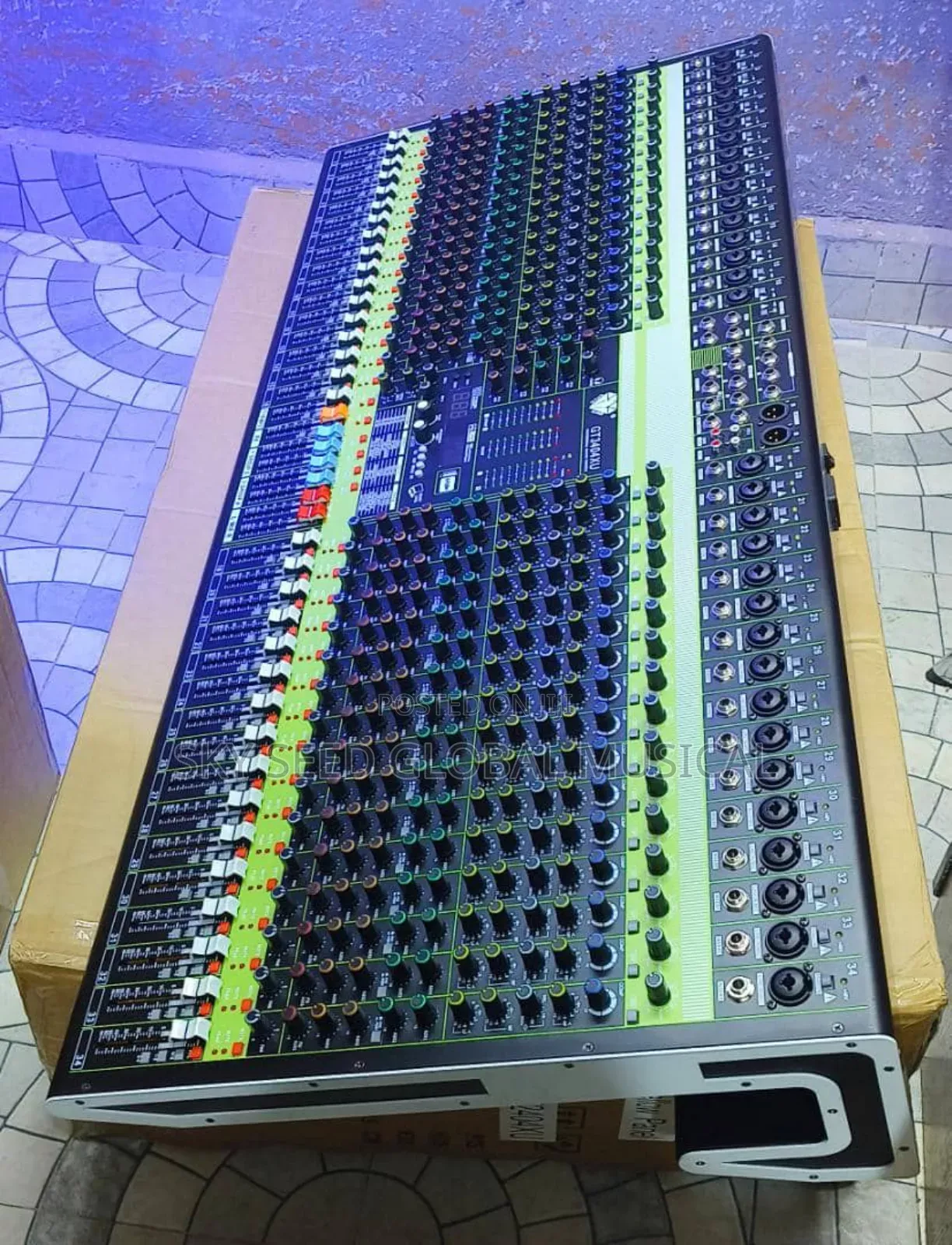 Original Yamaha Semi Digital Gt 34 Channels Professional Mixer
