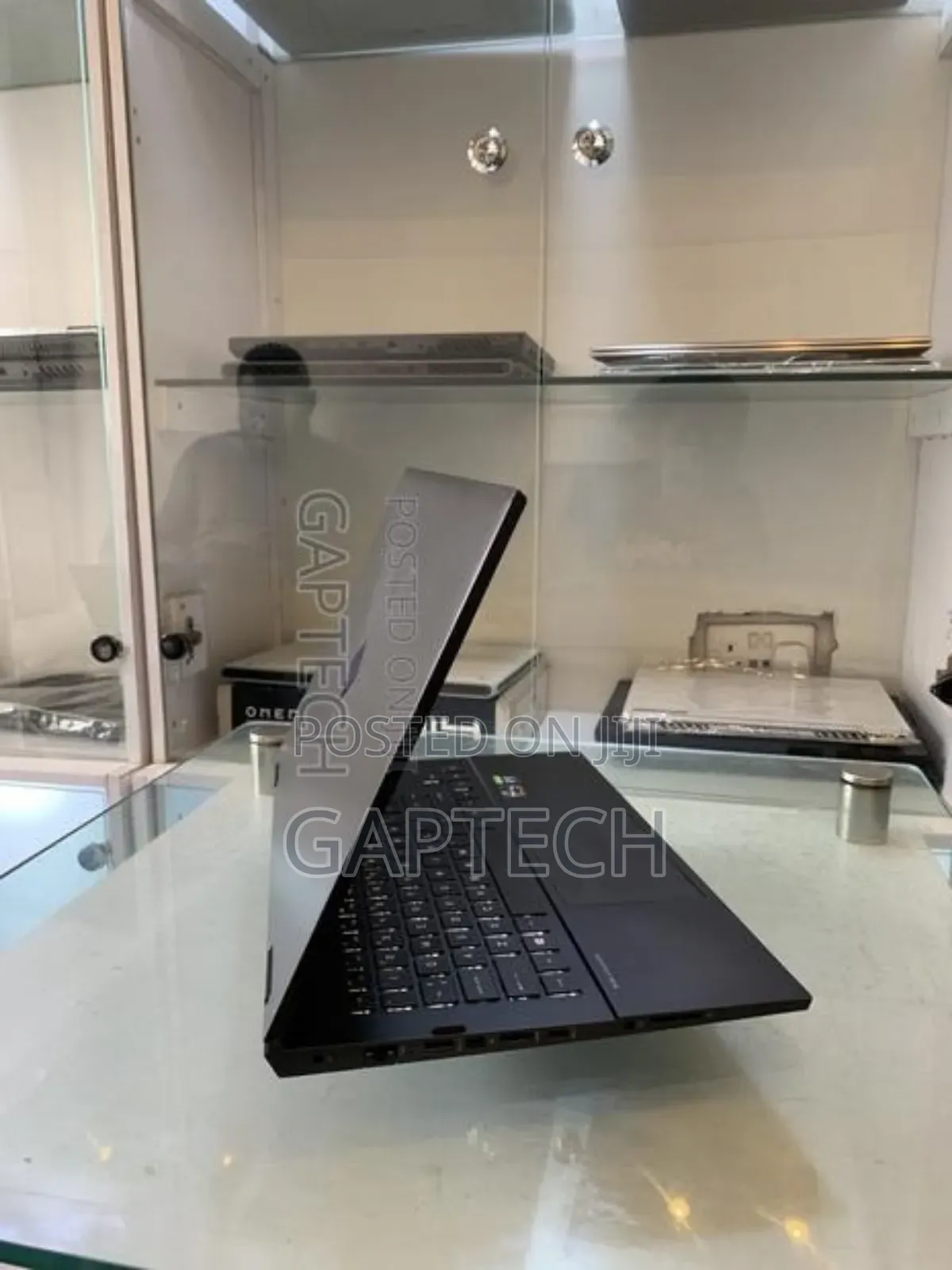Laptop HP Omen 16 16GB AMD Ryzen 7 SSD 512GB
