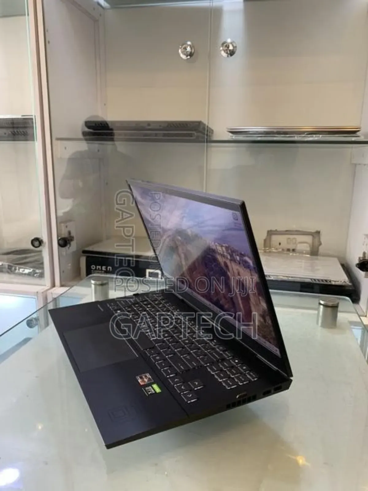 Laptop HP Omen 16 16GB AMD Ryzen 7 SSD 512GB