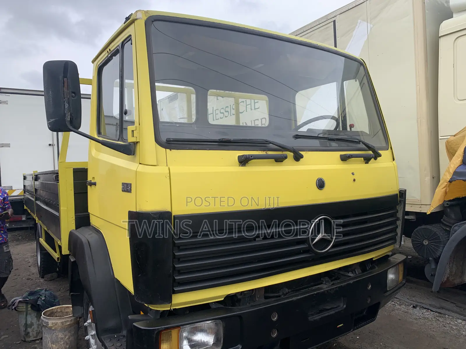 Foreign Used Mercedes 814 Bucket