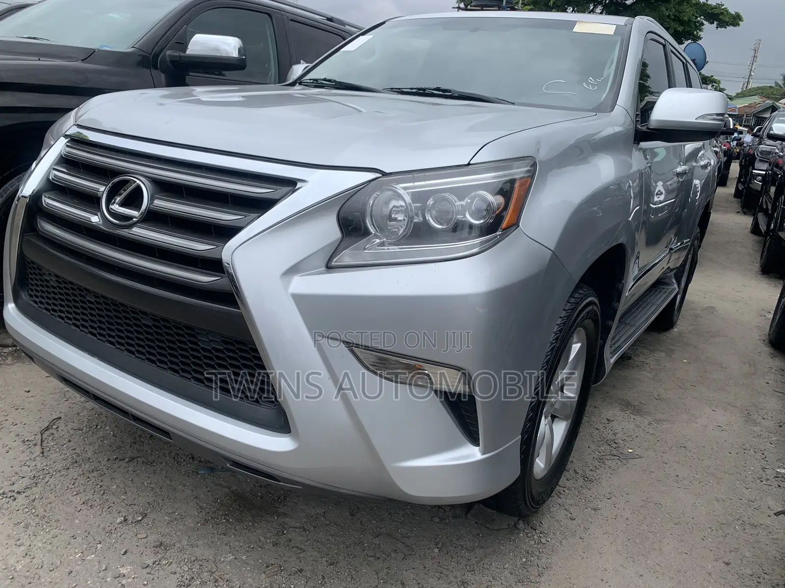 Lexus GX 460 Luxury 2017 Silver