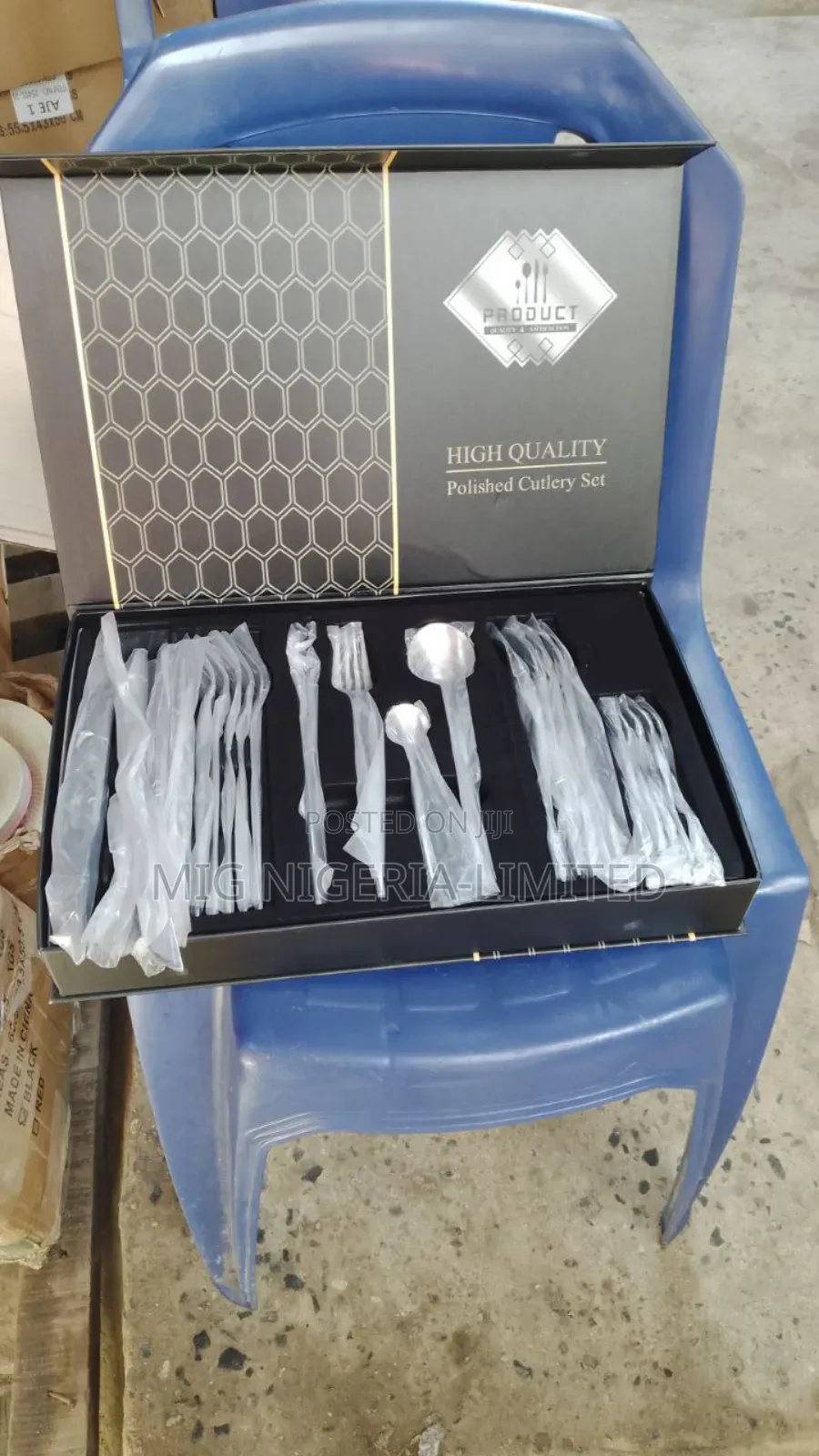 24 PCS Silver Premium Stainless Steel Cutlery Set