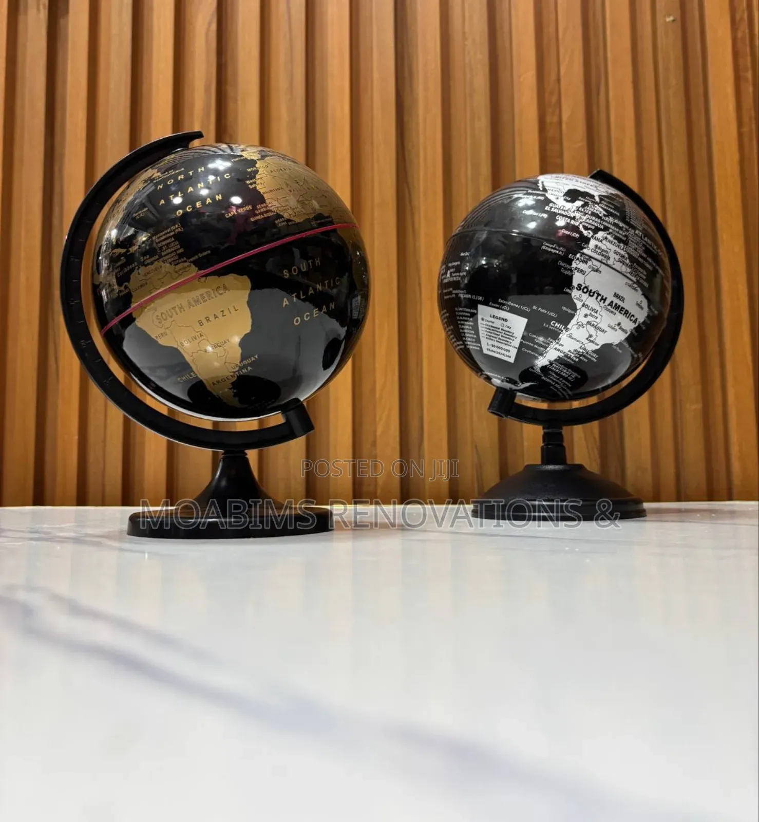 Luxury Plastic Stand Globe Decor #19,000
