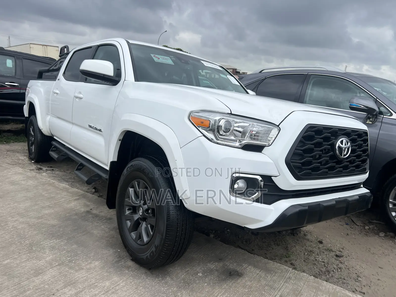 Toyota Tacoma 2023 White