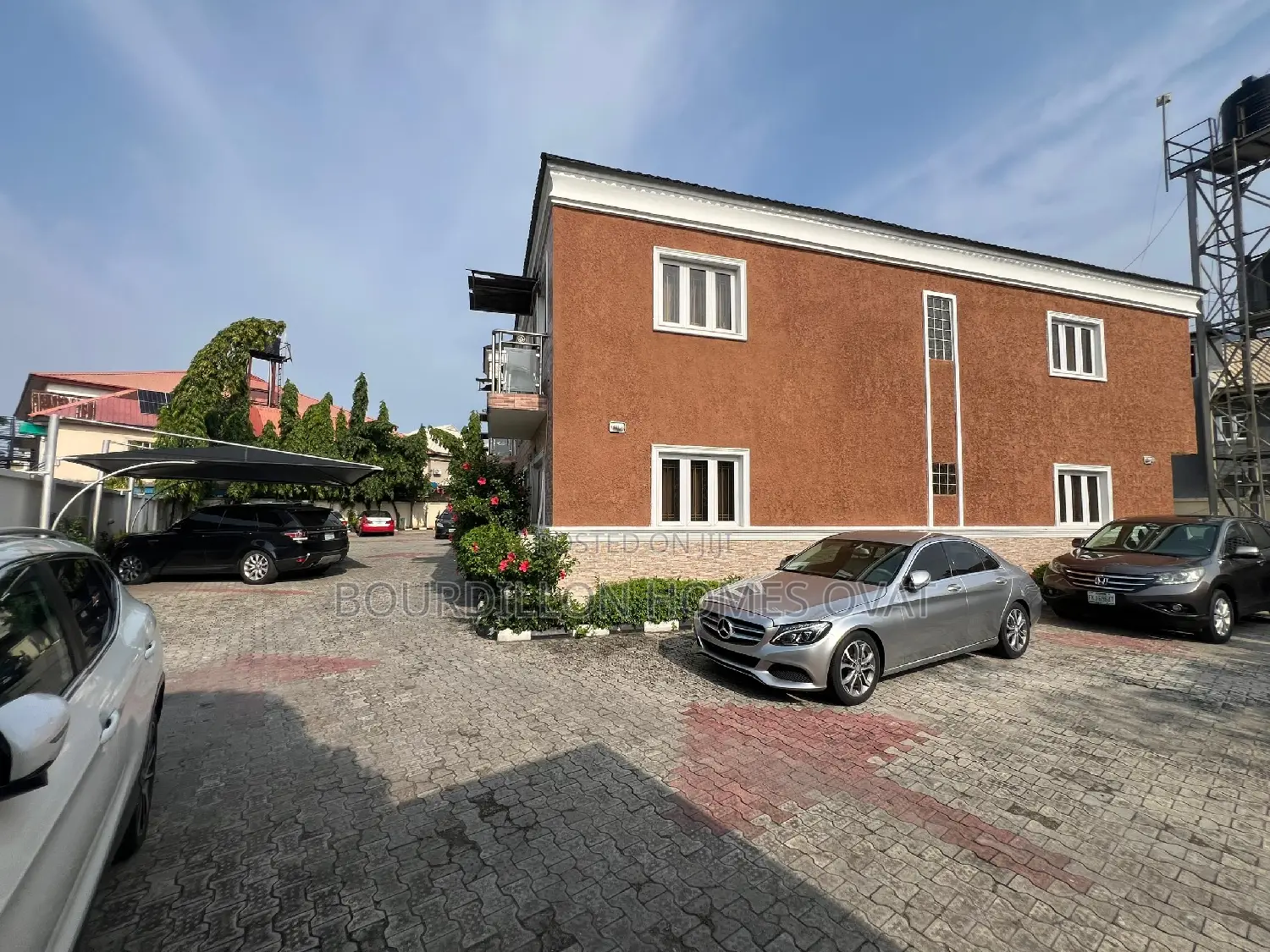 3bdrm Duplex in Lekki Phase 1 for rent