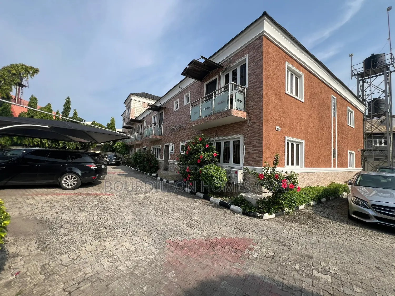 3bdrm Duplex in Lekki Phase 1 for rent