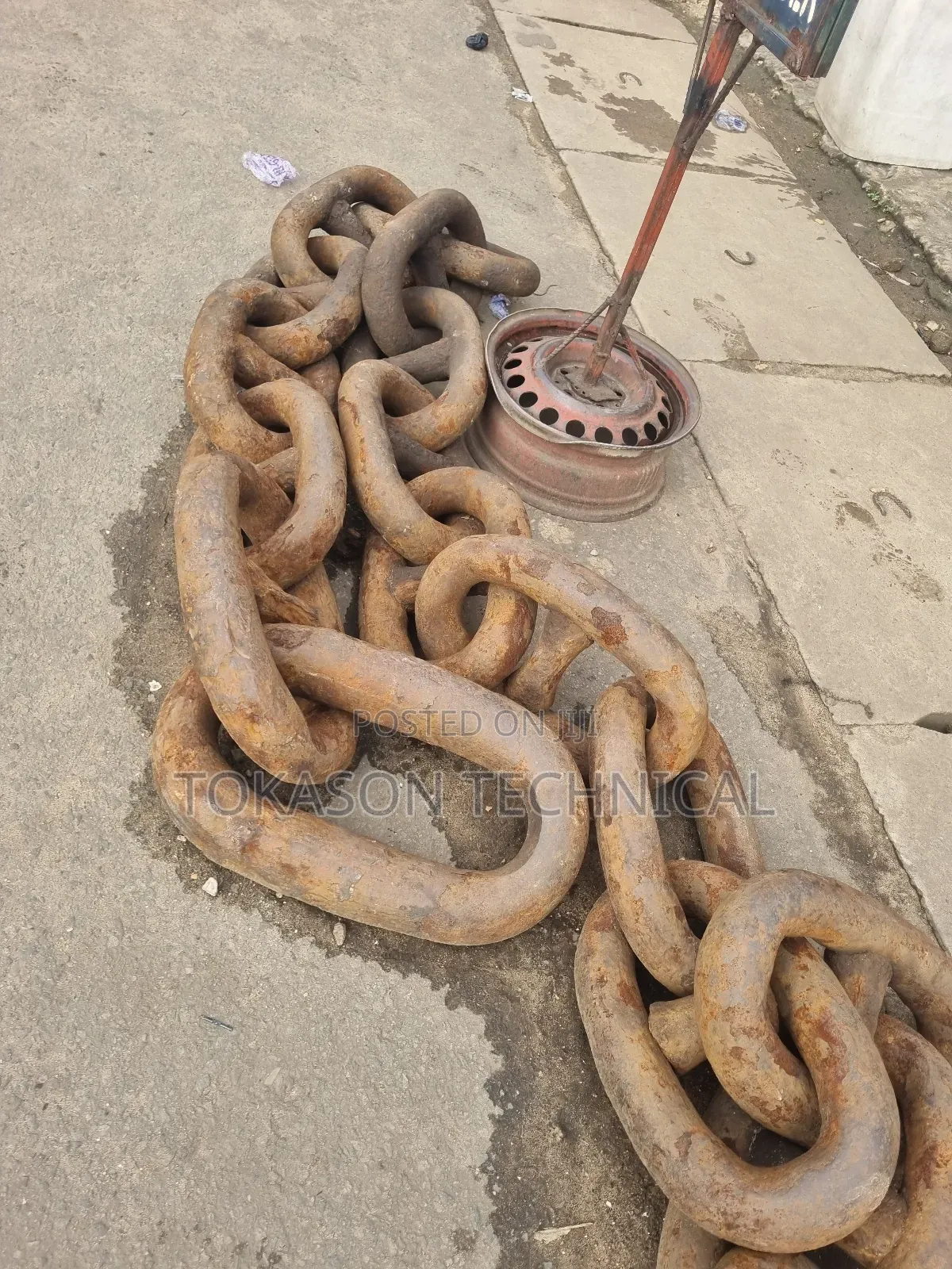 Metal Chains, Marine-Grade, Used for Anchoring