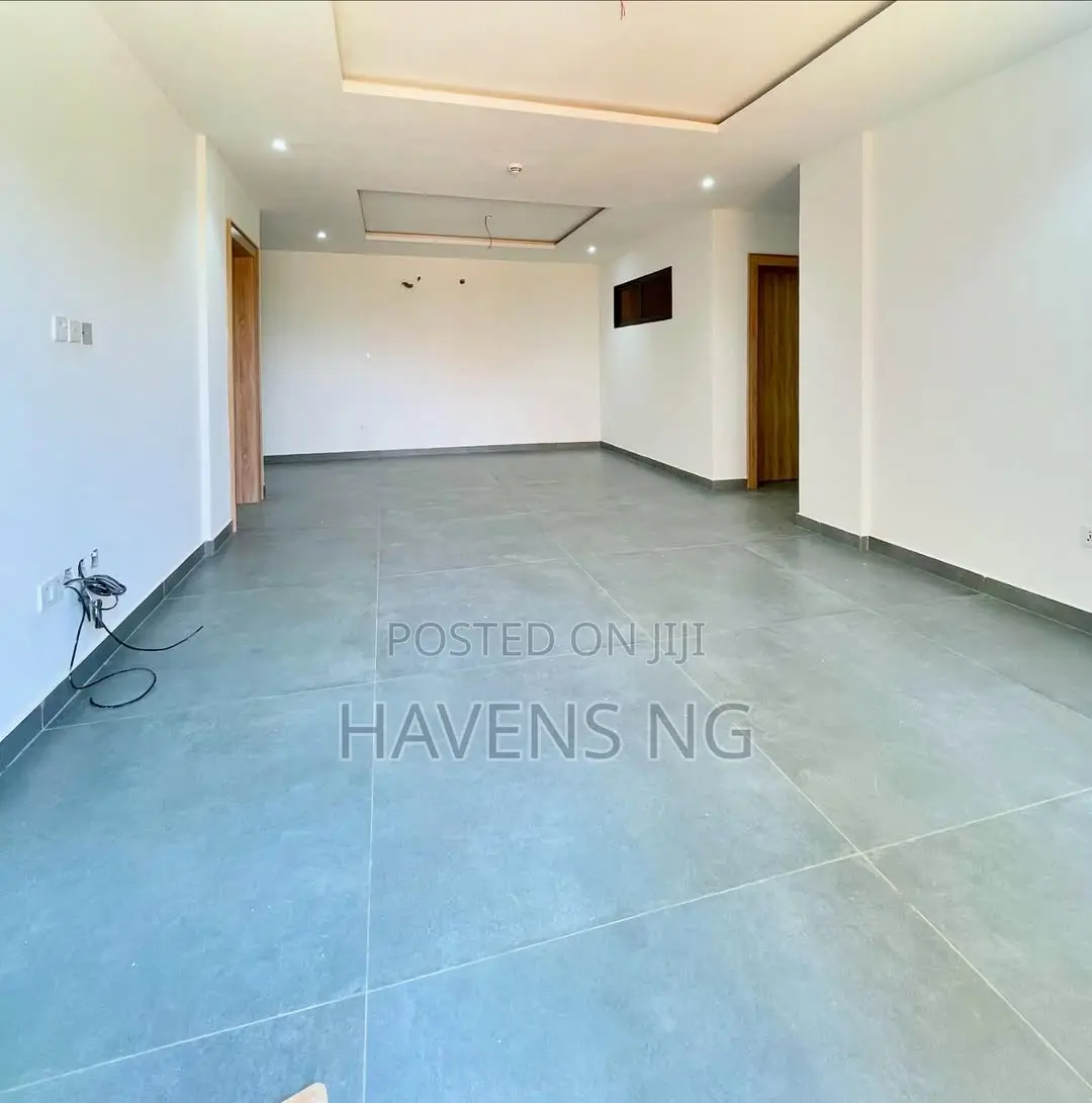 3bdrm Apartment in Ikate-Elegushi for sale