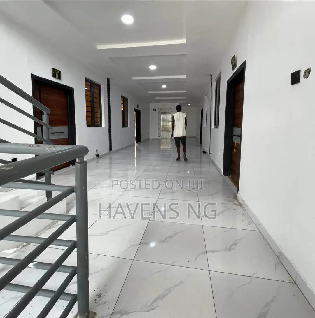 2bdrm Apartment in Ikate-Elegushi for sale