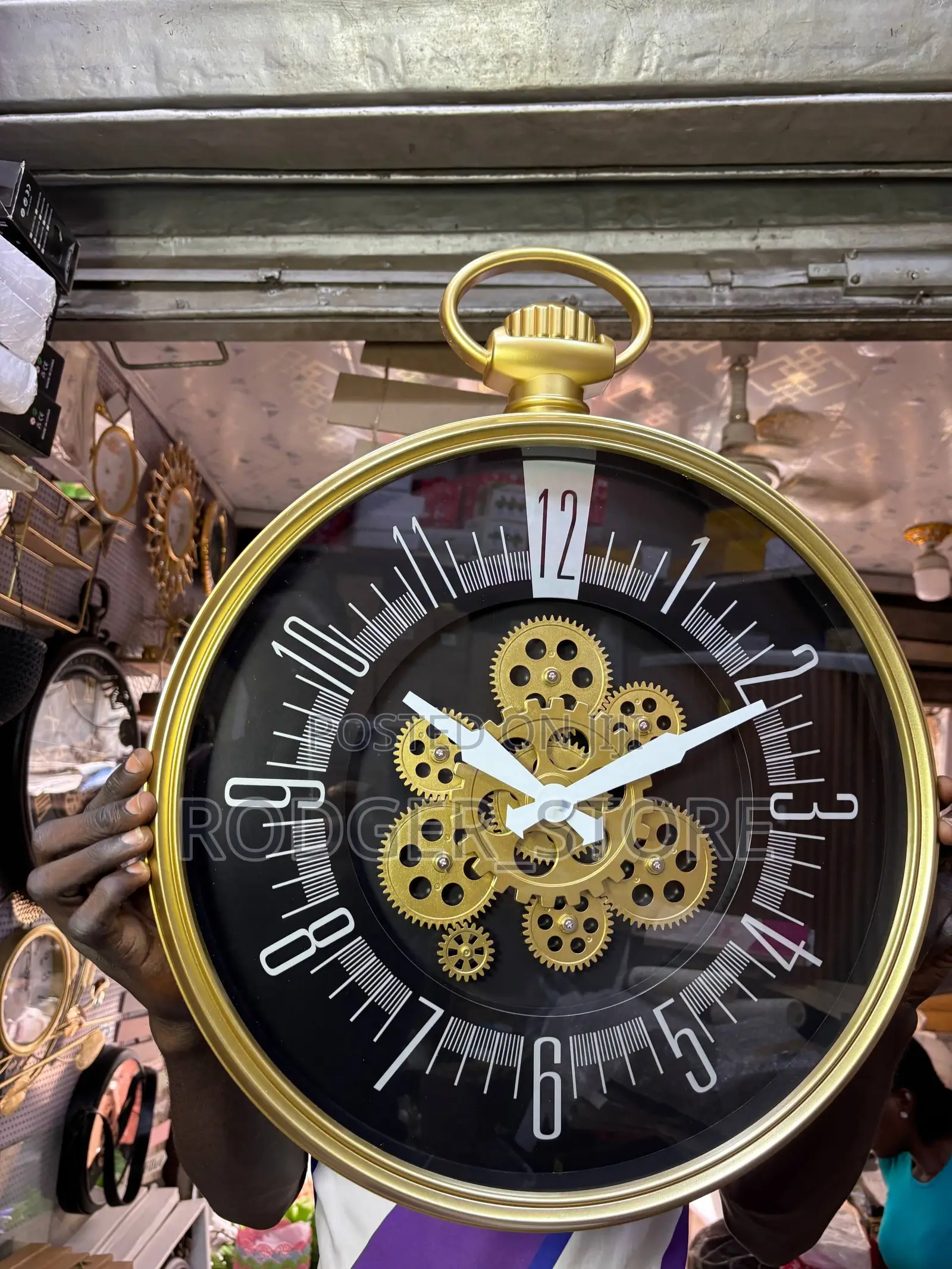 Luxury Rotor Gear Clock - Councilman . A Luxury Wall Clock