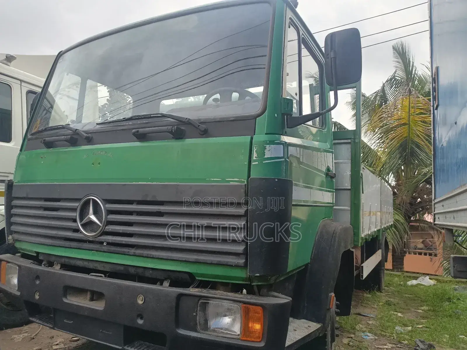 Mercedes Benz 814 German Truck 2004 Green