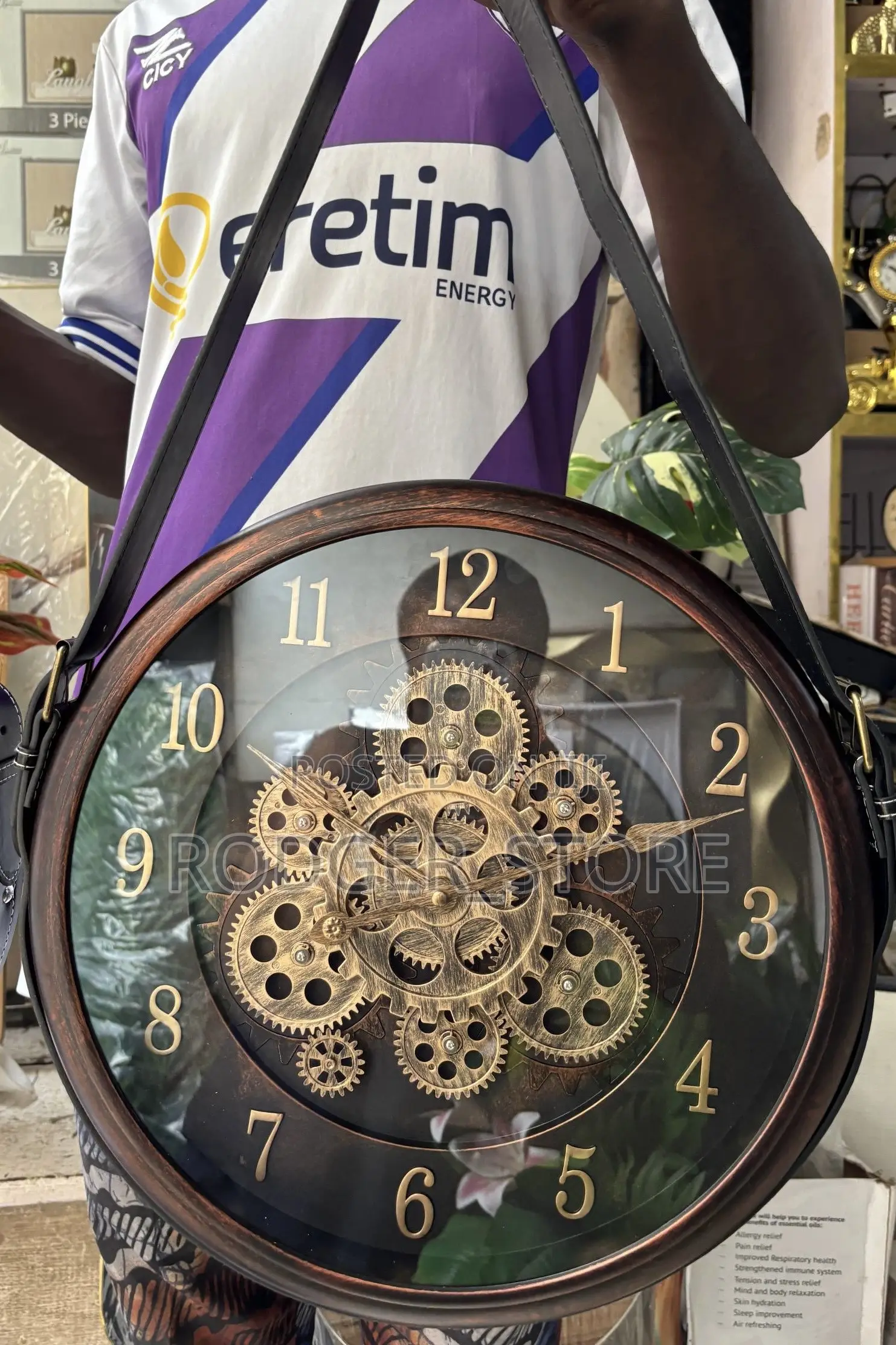 Luxury Belt Rotor Gear Clock With Side Buckles .