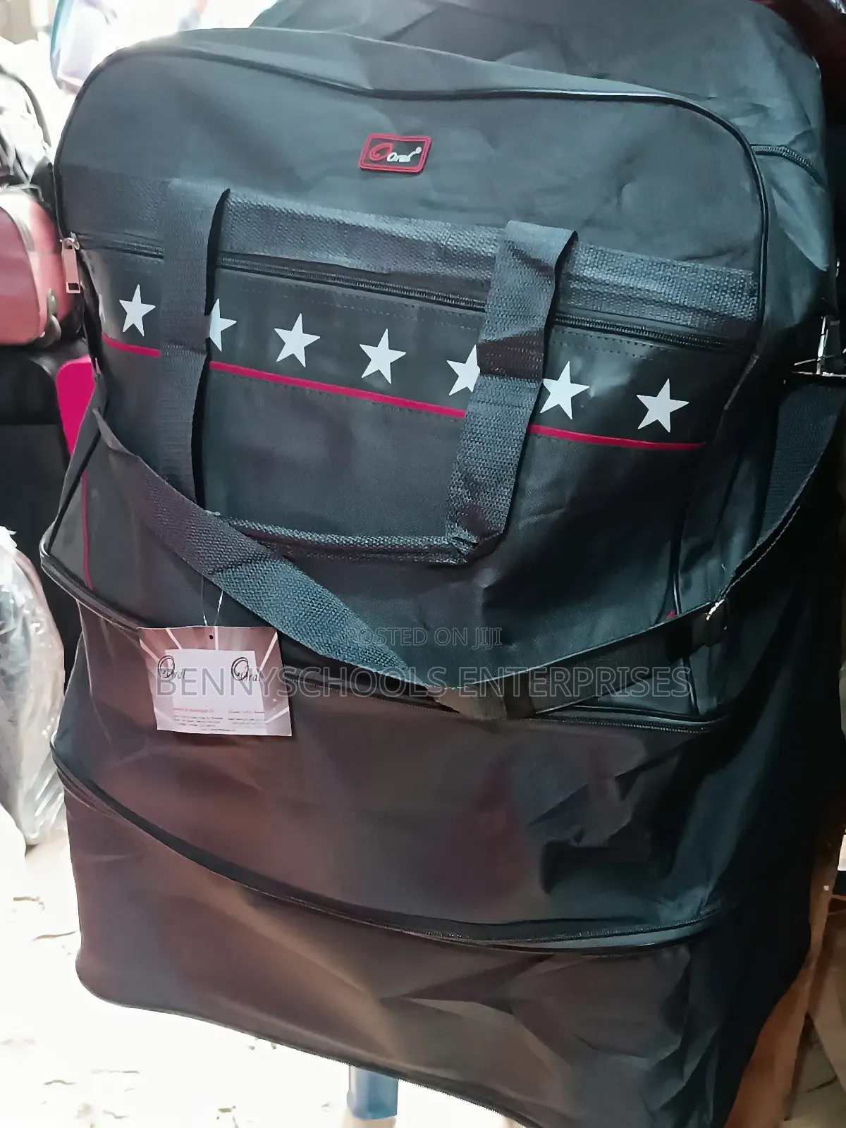 Big Expandable Weightless Travel Luggage Bag With Strap