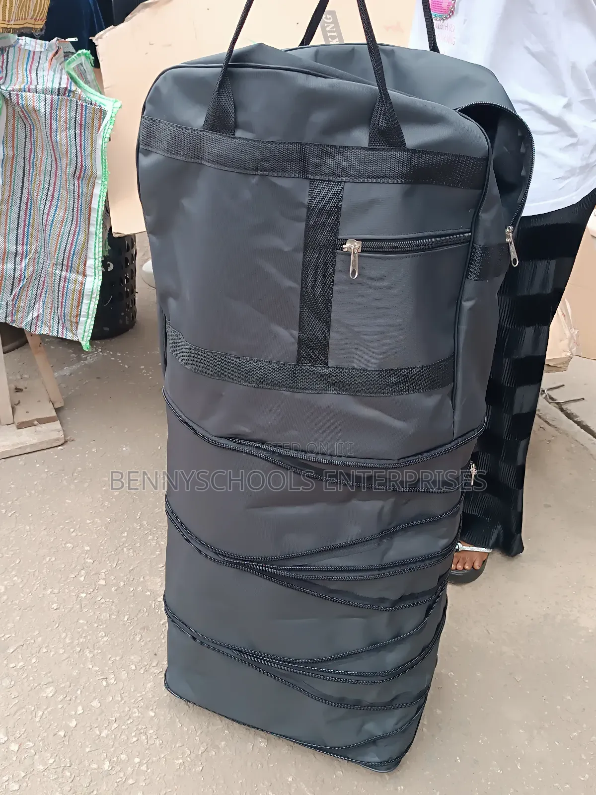 Biggest Expandable Lightweight Waterproof Travel Luggage Bag