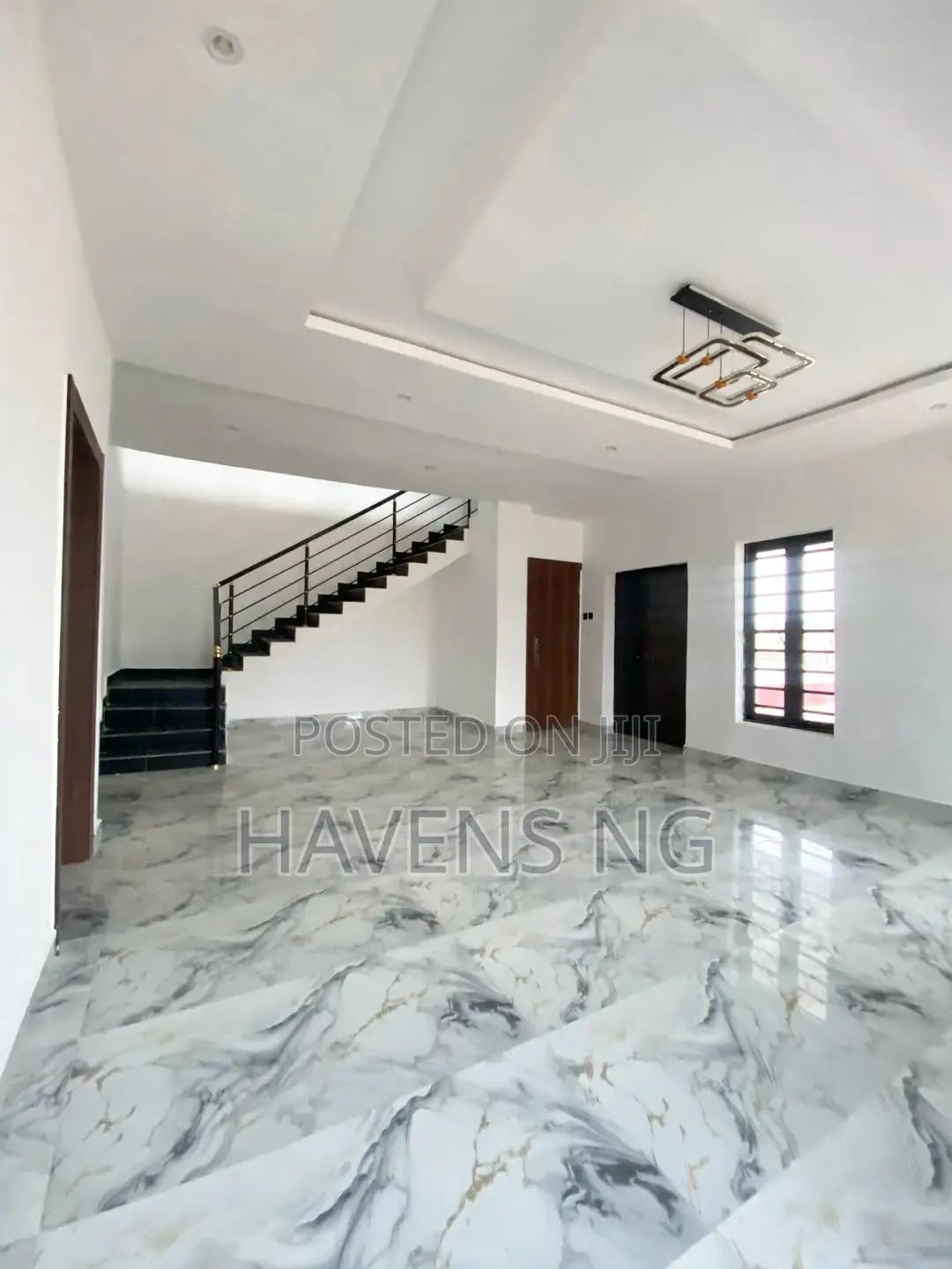 4bdrm Duplex in Lekki Phase 2 for sale