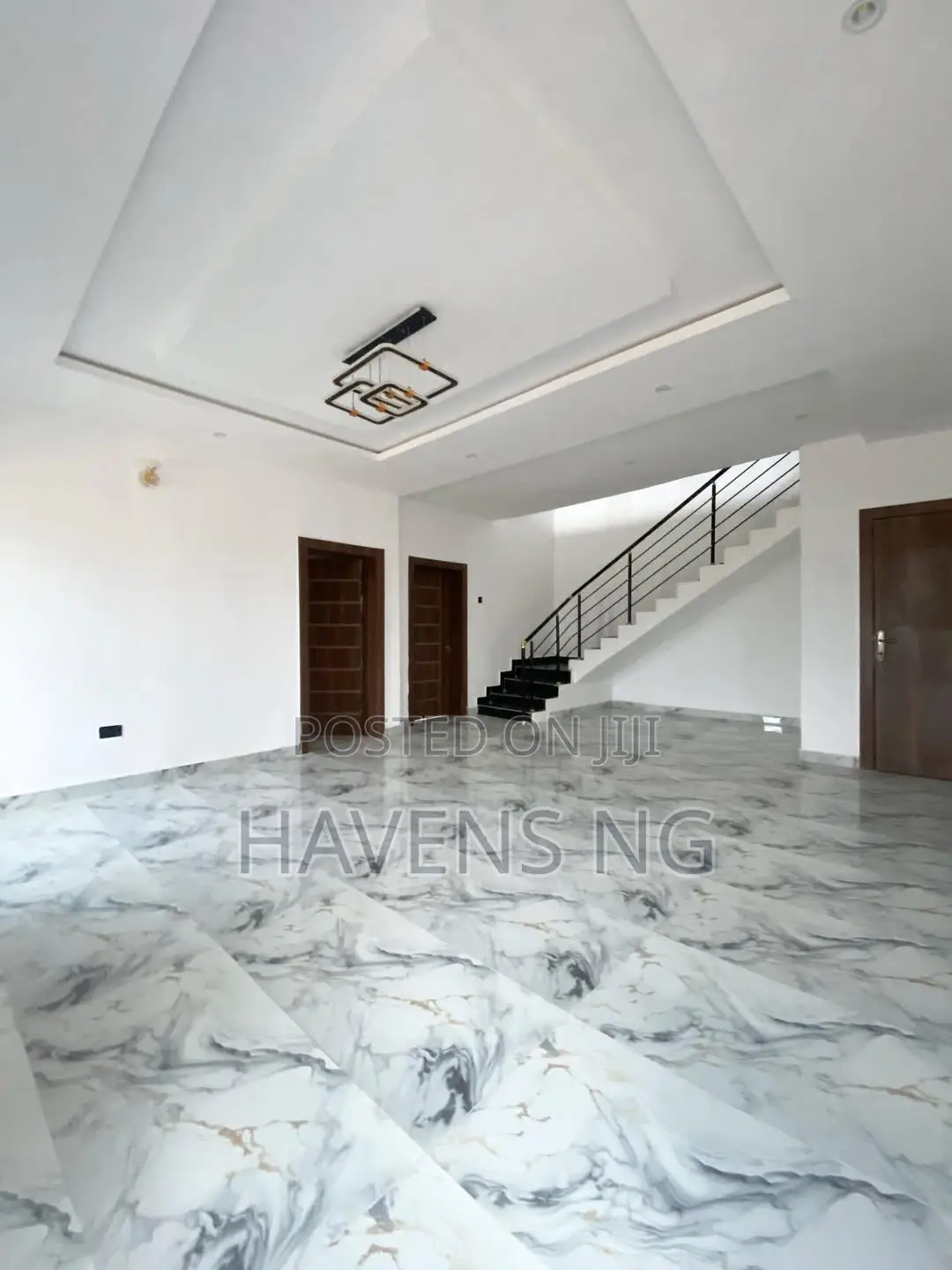4bdrm Duplex in Lekki Phase 2 for sale