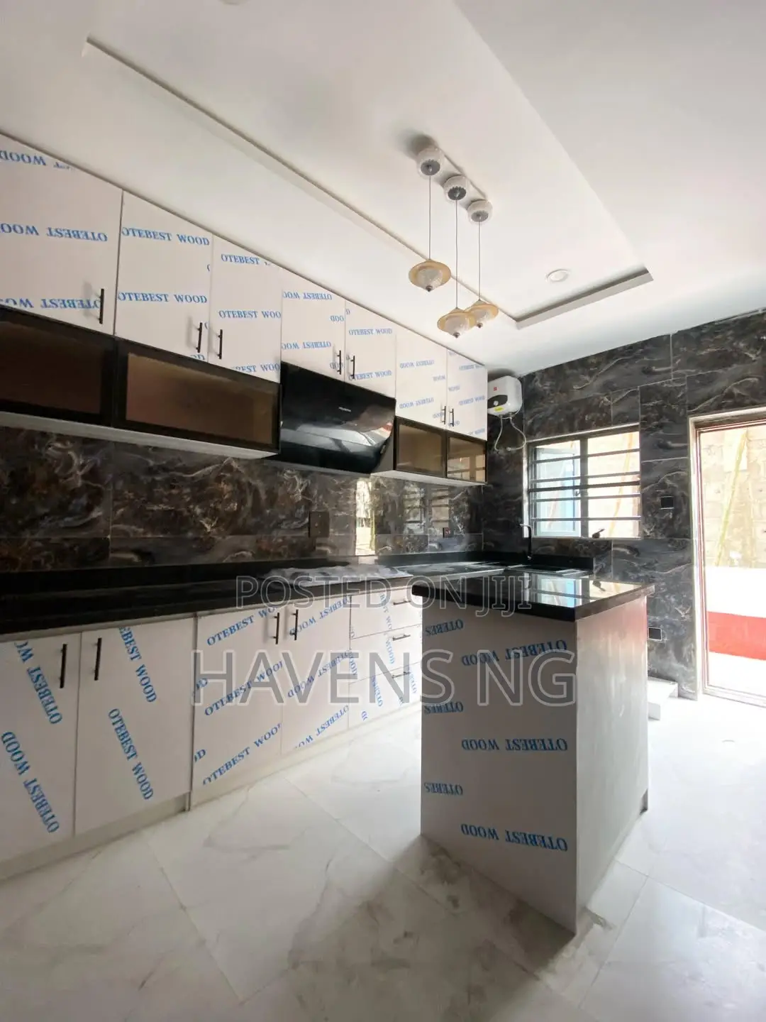 4bdrm Duplex in Lekki Phase 2 for sale