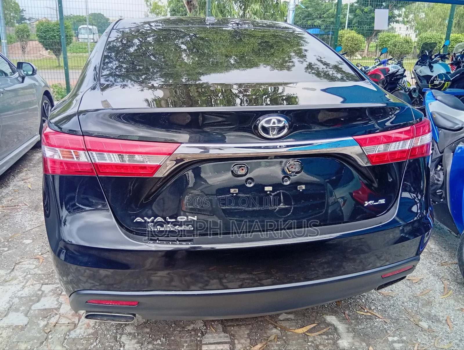 Toyota Avalon XLE FWDSedan (3.6L 6cyl 6A) 2016 Black