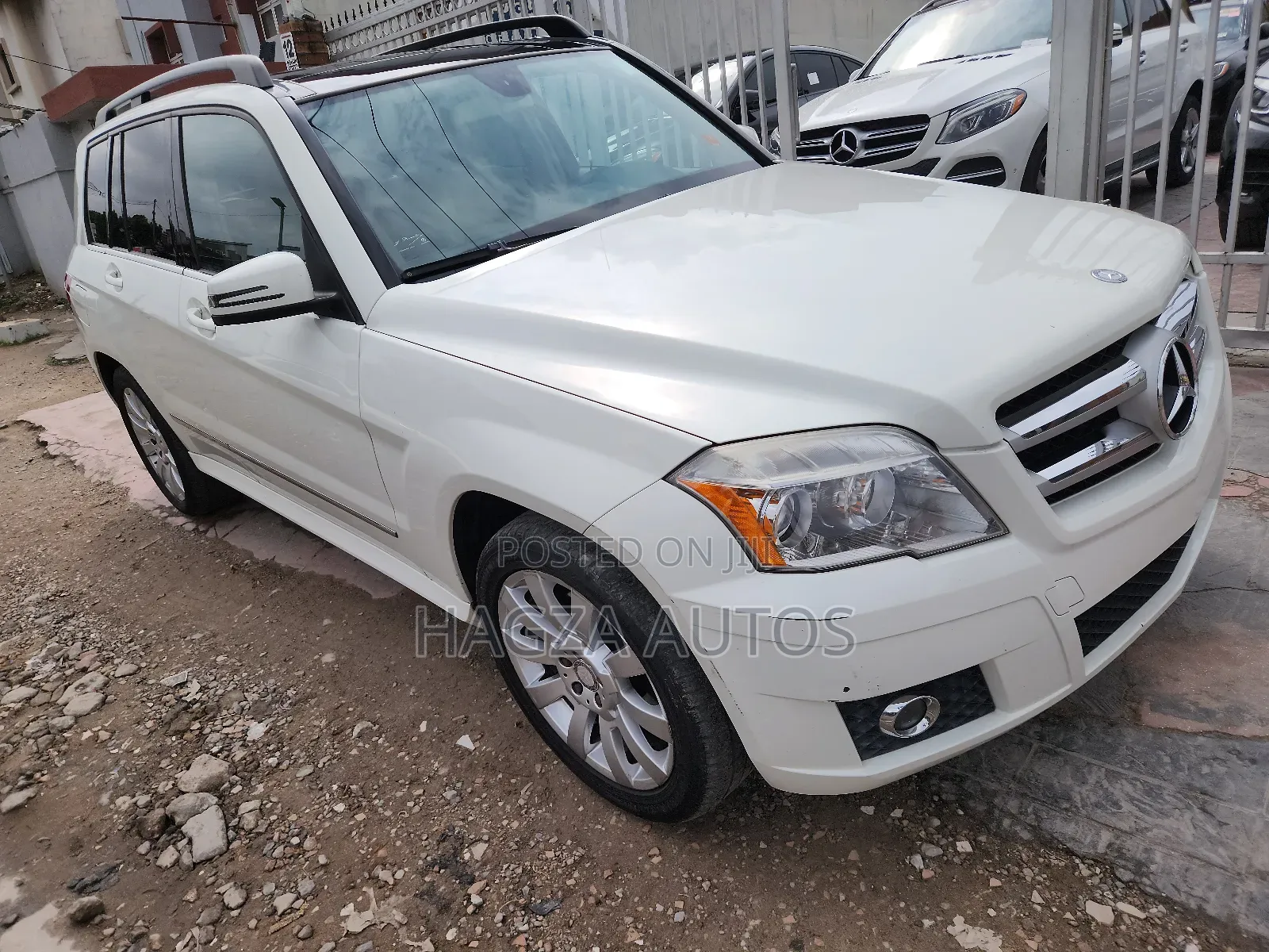 Mercedes-Benz GLK-Class 350 4MATIC 2011 White