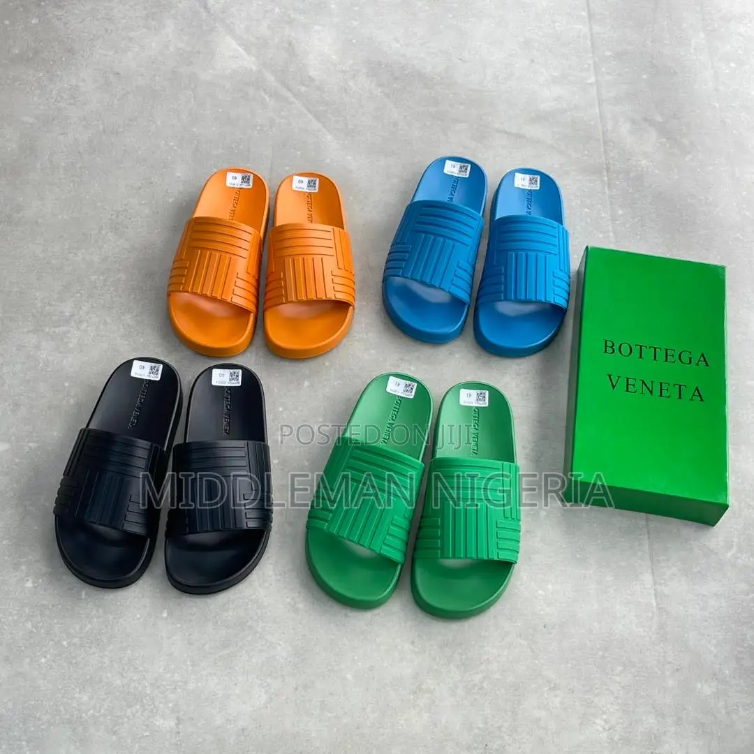 Bottega Veneta Slides