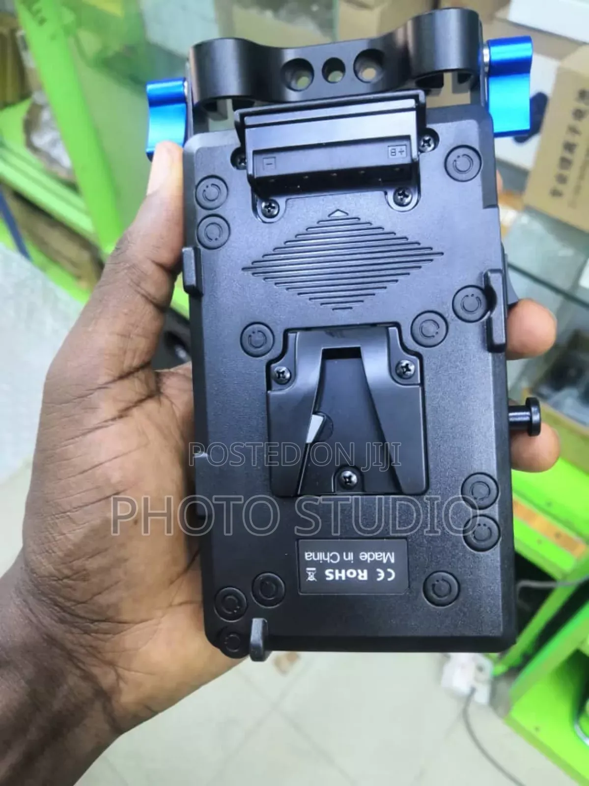 V-lock Battery Adapter