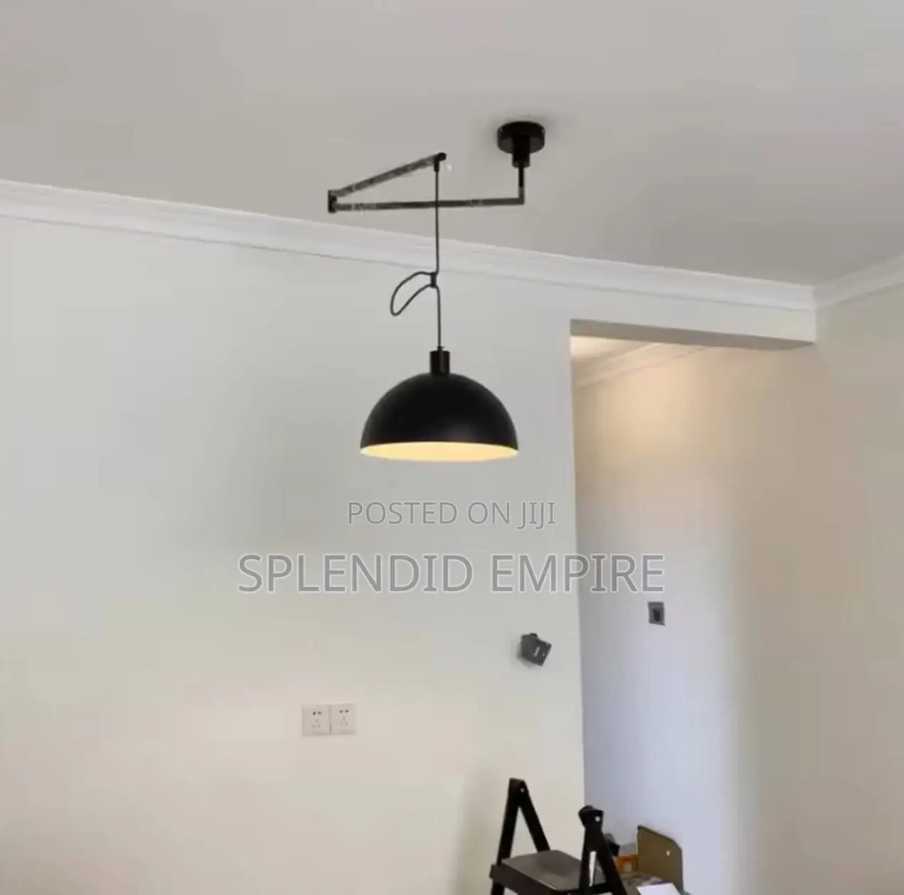 Rotate Scalable Restaurants Light