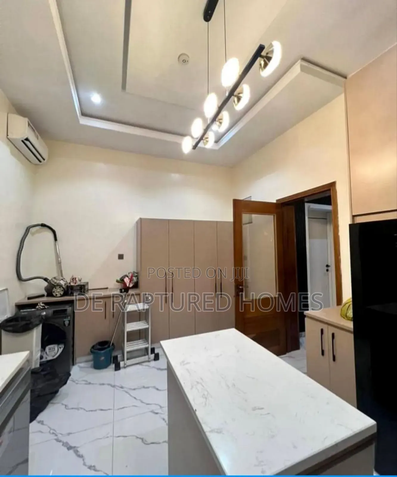 Furnished 4bdrm Duplex in Lekki Phase 1 for sale