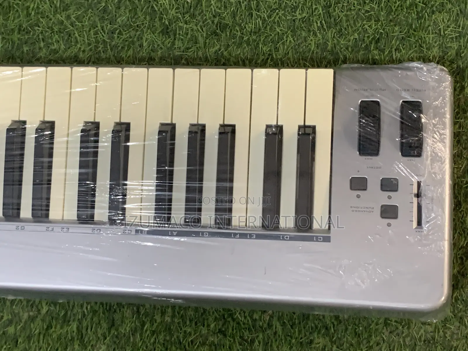 Durable Portable 4 Octave M-Audio Studio Keyboard