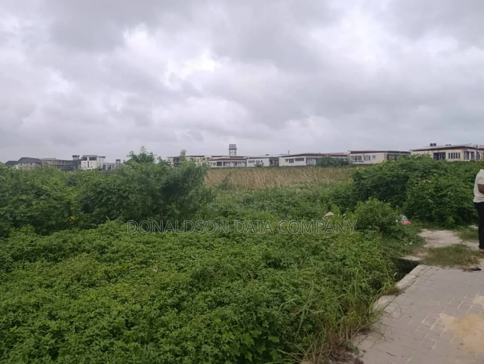 11⁄2 Plots of Land for Sale