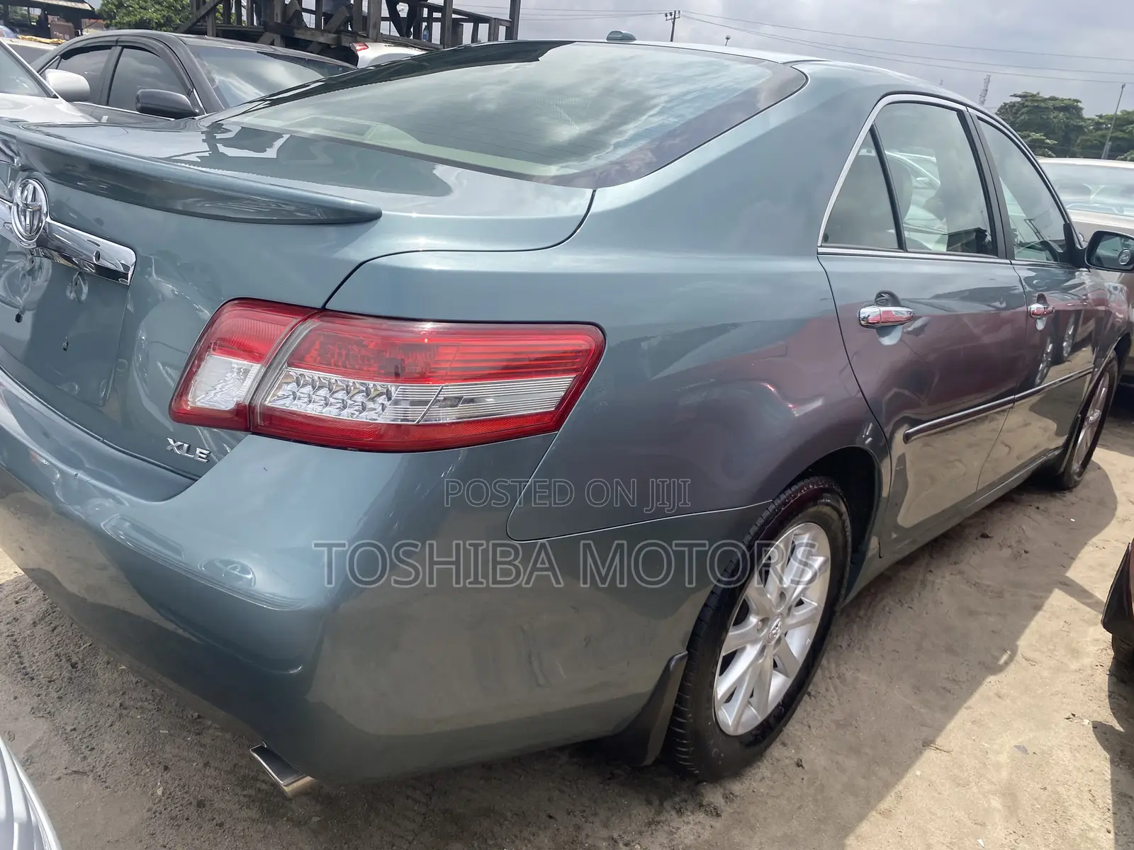 Toyota Camry XLE V6 4dr Sedan (3.5L 6cyl 6A) 2011 Green