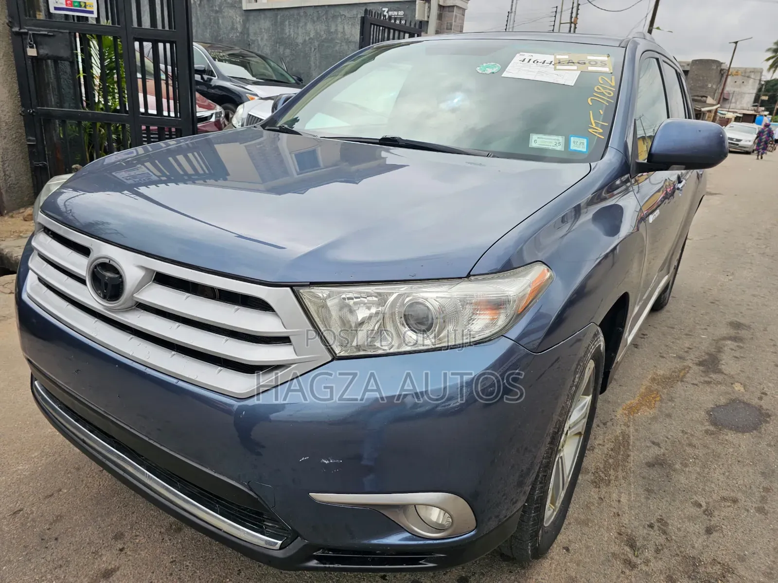 Toyota Highlander Limited 3.5l 4WD 2013 Blue