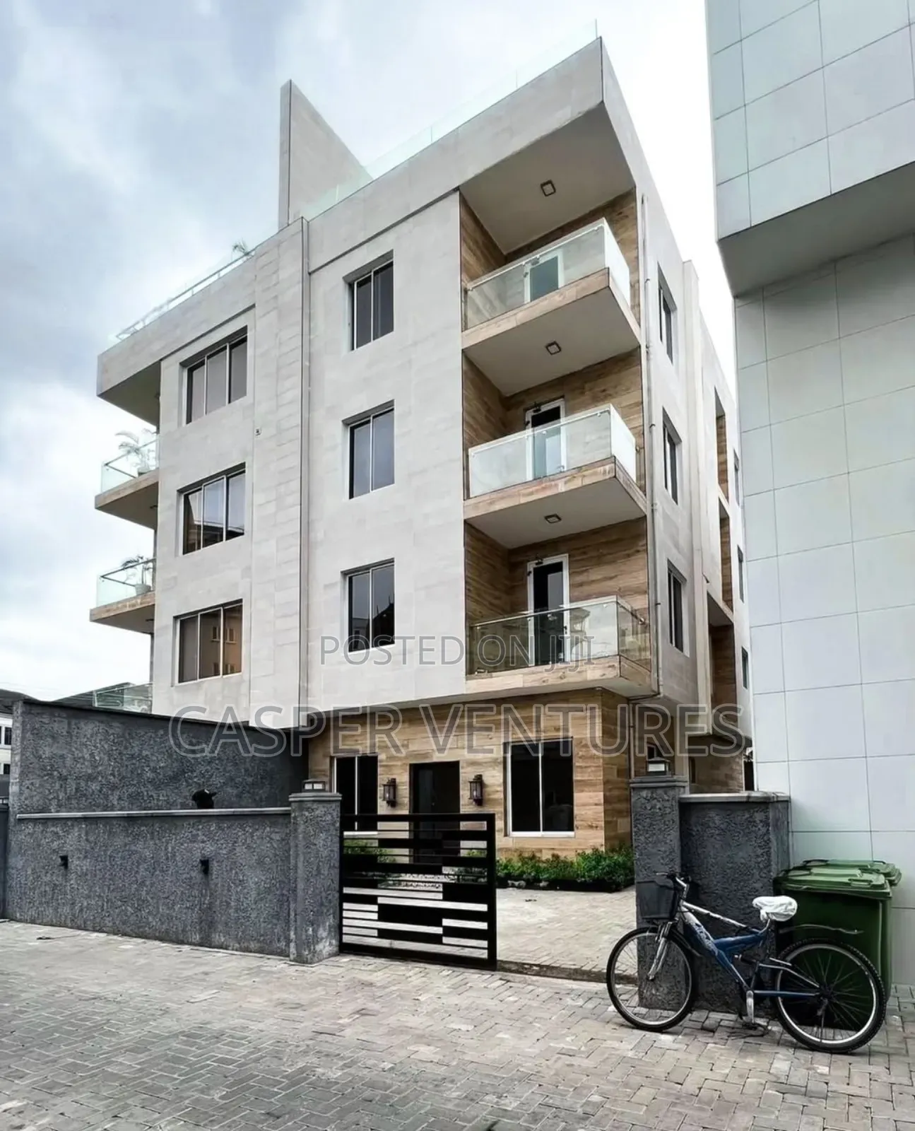 5bdrm Duplex in Ikoyi for sale